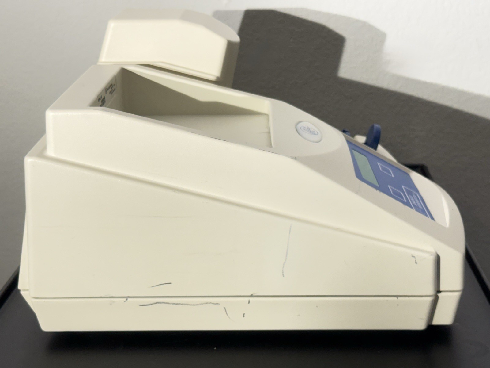 Advanced Instruments 3320 Osmometer System
