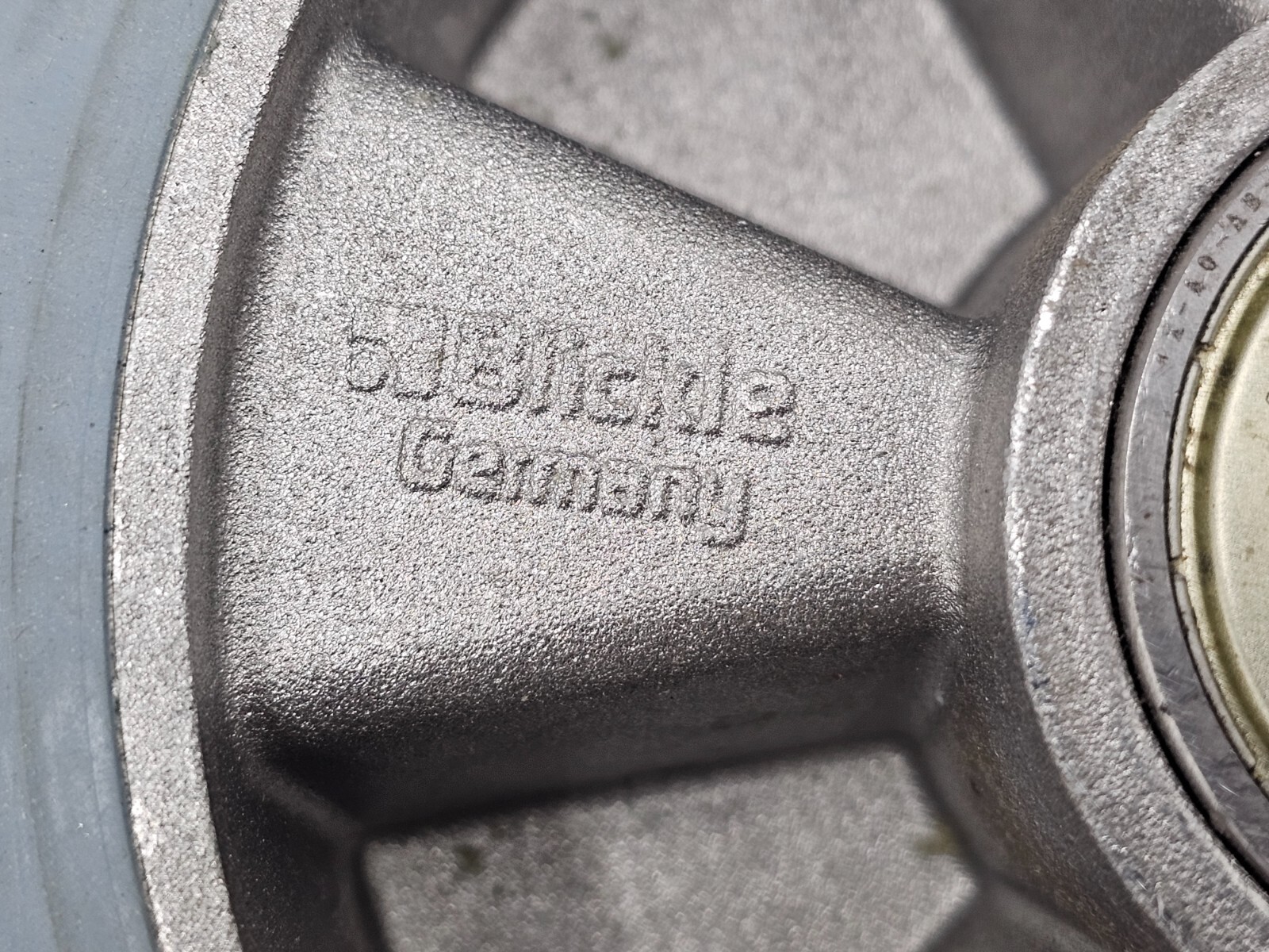 Blickle Rubber Caster Wheel 200mm x 50mm Rolling Resistance Gray Silver