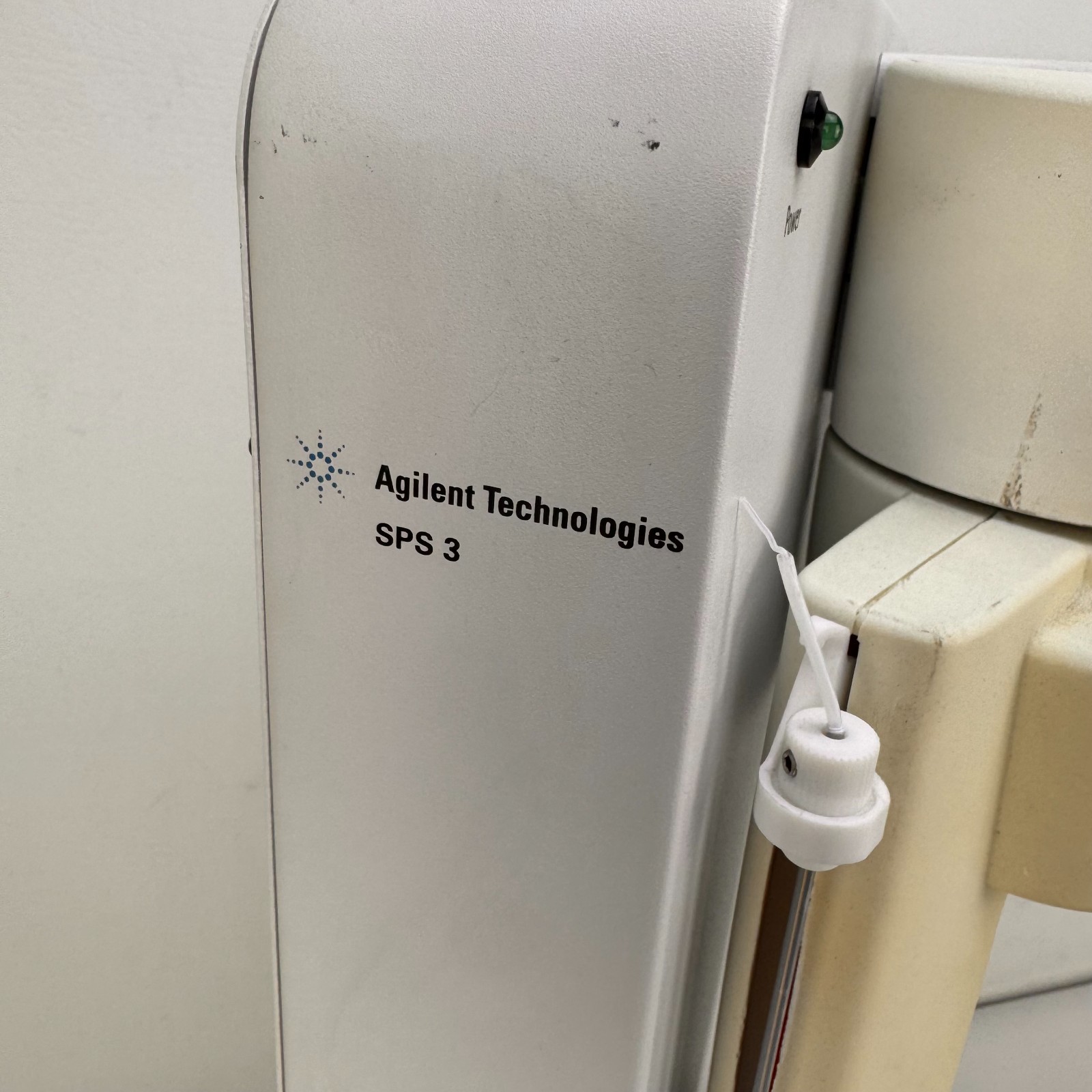 Agilent Technologies SPS 3 UV-VIS 3 AutoSampler Lab Equipment – Power Tested