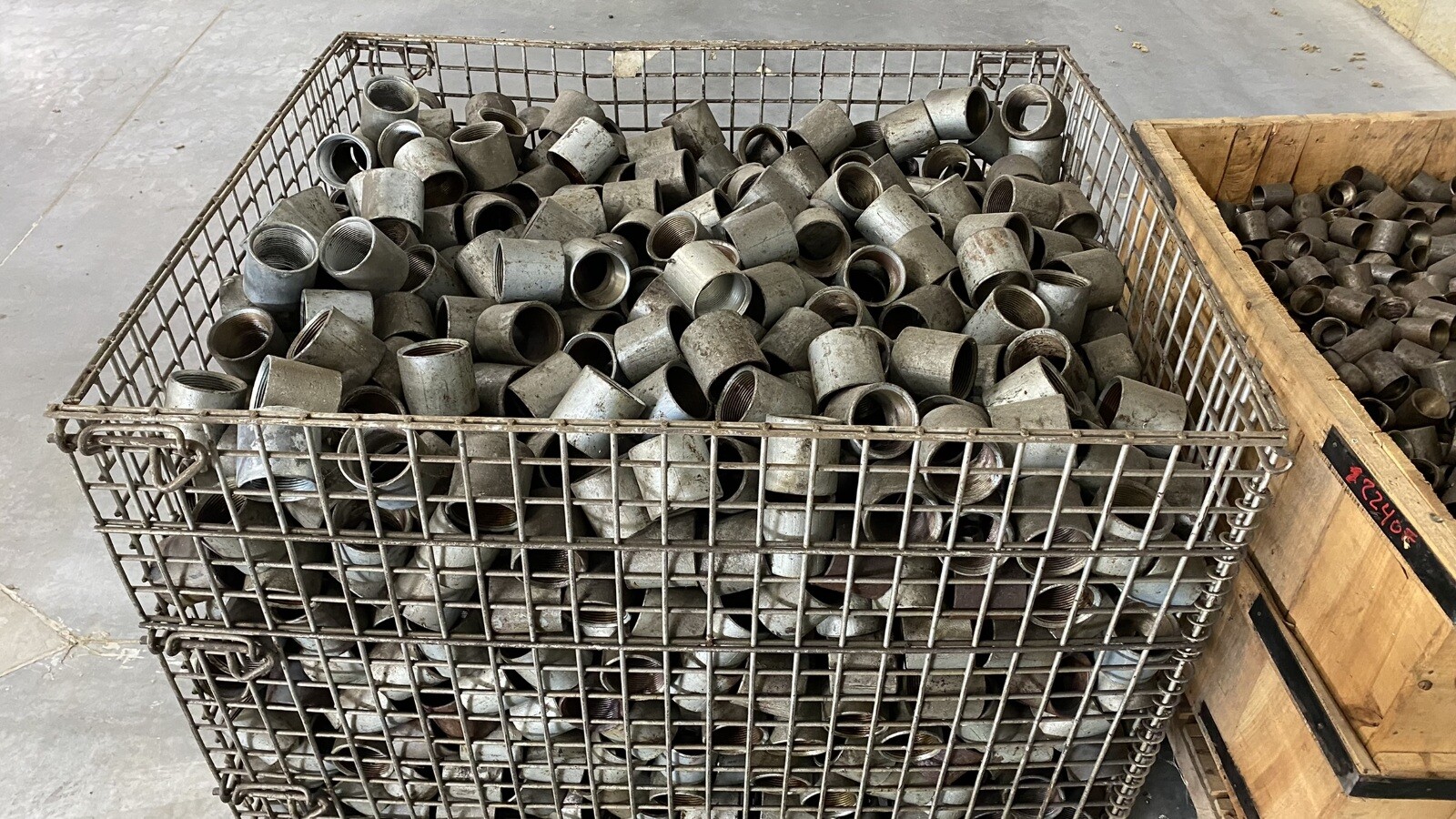 (12) 2-1/2 IN. NPT, 2.500″ Steel Threaded Pipe Coupler, Galvanized Iron, USA