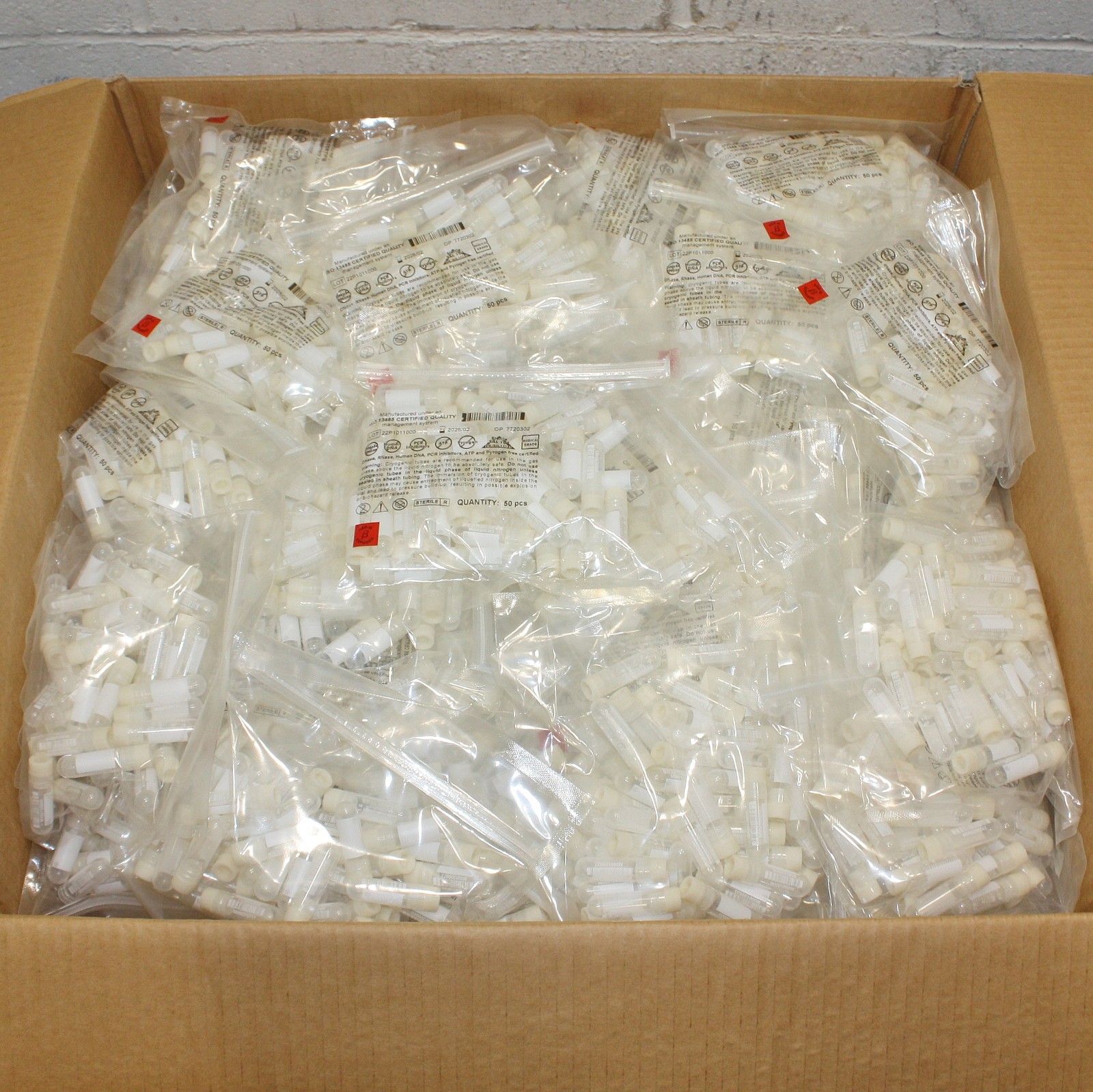 EXPIRED 02/2026 – (4000) Cole Parmer Cryogen Vials 04395-66, 2 mL, Cryovial Tube