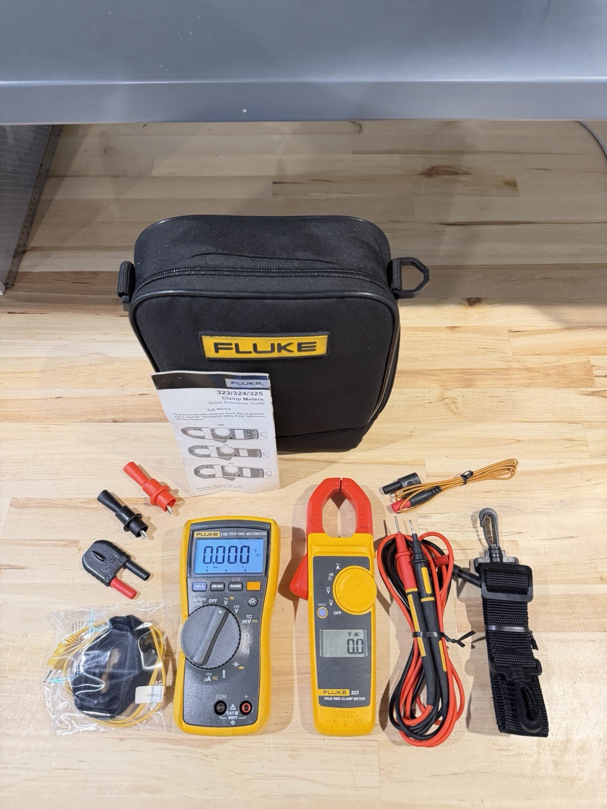 FLUKE 116/323 HVAC MULTIMETER COMBO KIT W/ ACCESSORIES (TESTED) SHIPS FAST