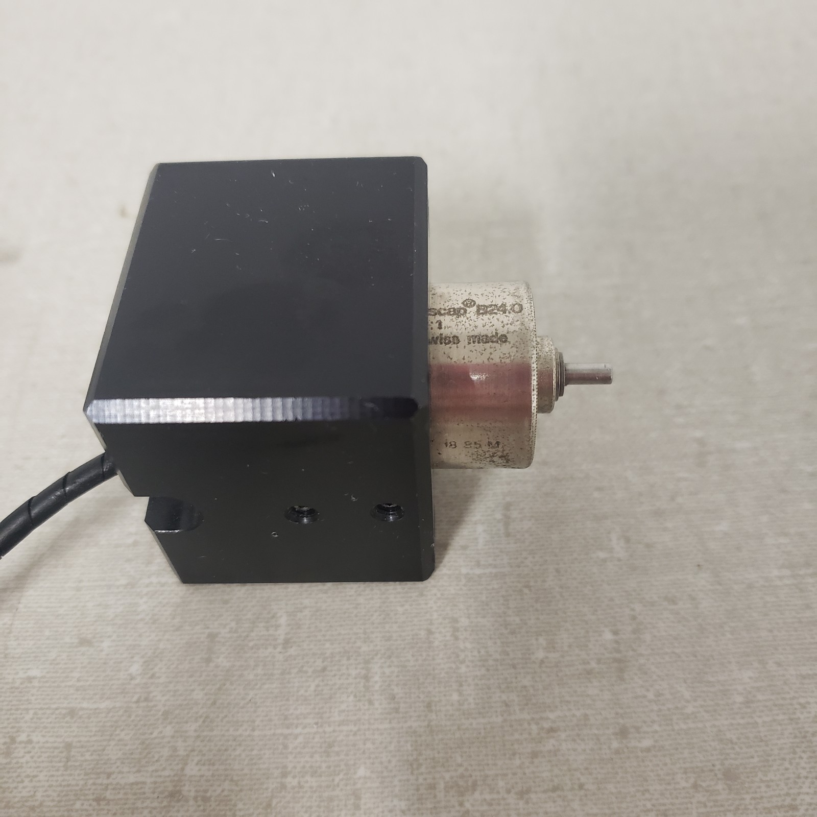 ESCAP B24.0 Swiss Made Precision DC Gearmotor Assembly with Mounting Bracket