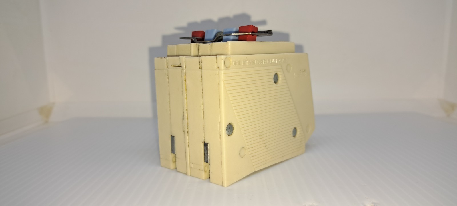 Bryant BQ220-250 4-Pole Quad Type BARD Circuit Breaker White BQ 220-250
