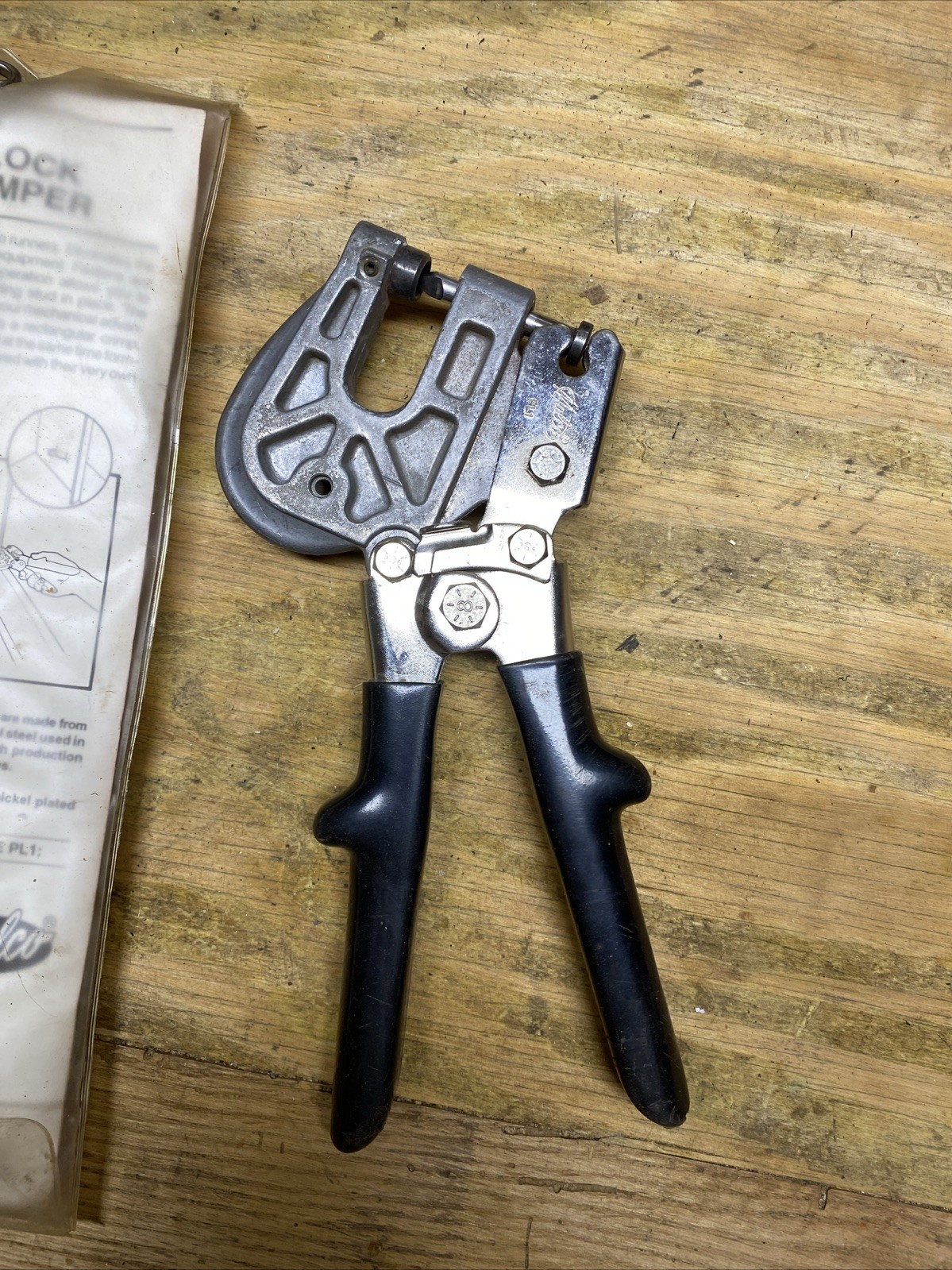 Malco PL1 Metal Stud Punch Lock Crimper Tool Made In U.S.A.