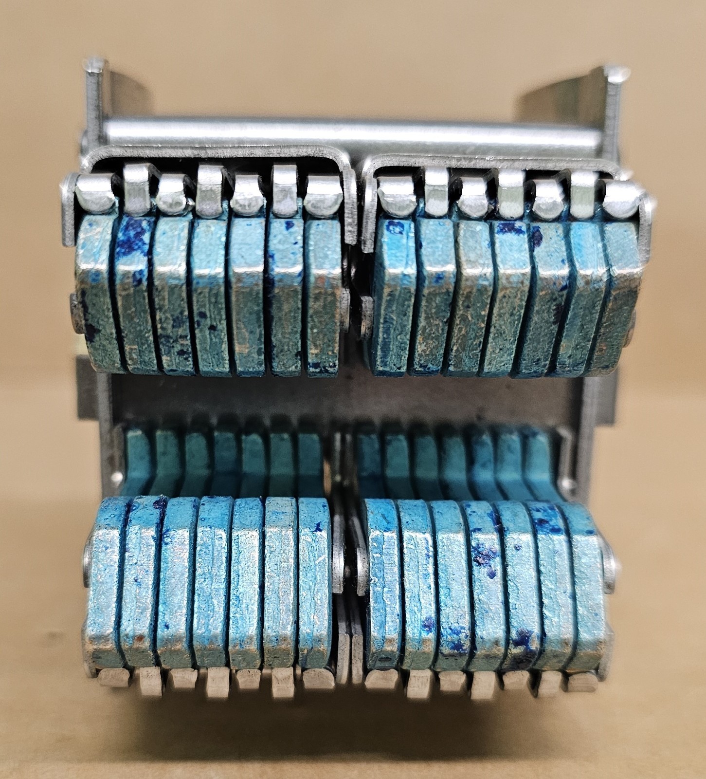 MAGNUM DS FINGER CLUSTER 2A10898G10