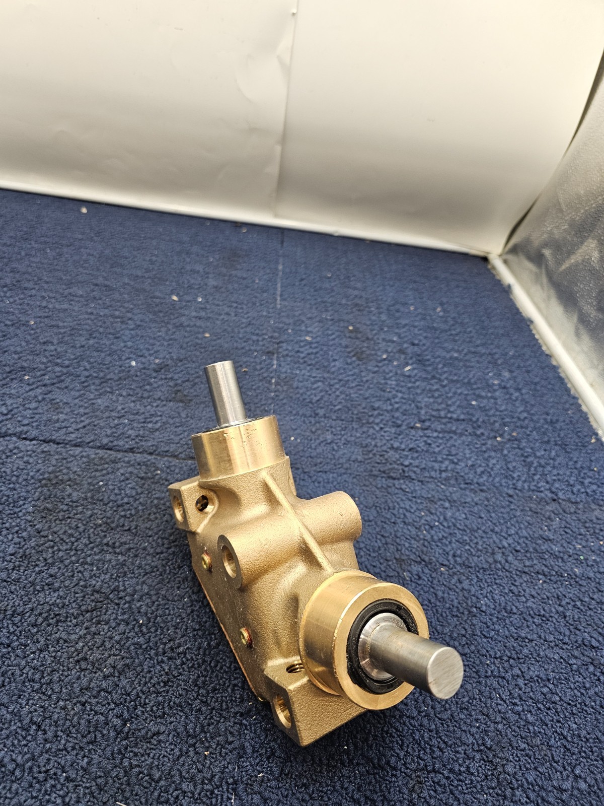 Heavy Duty 90-Degree Angle Drive Unit 6-5/8 inch Length x 5 inch Height