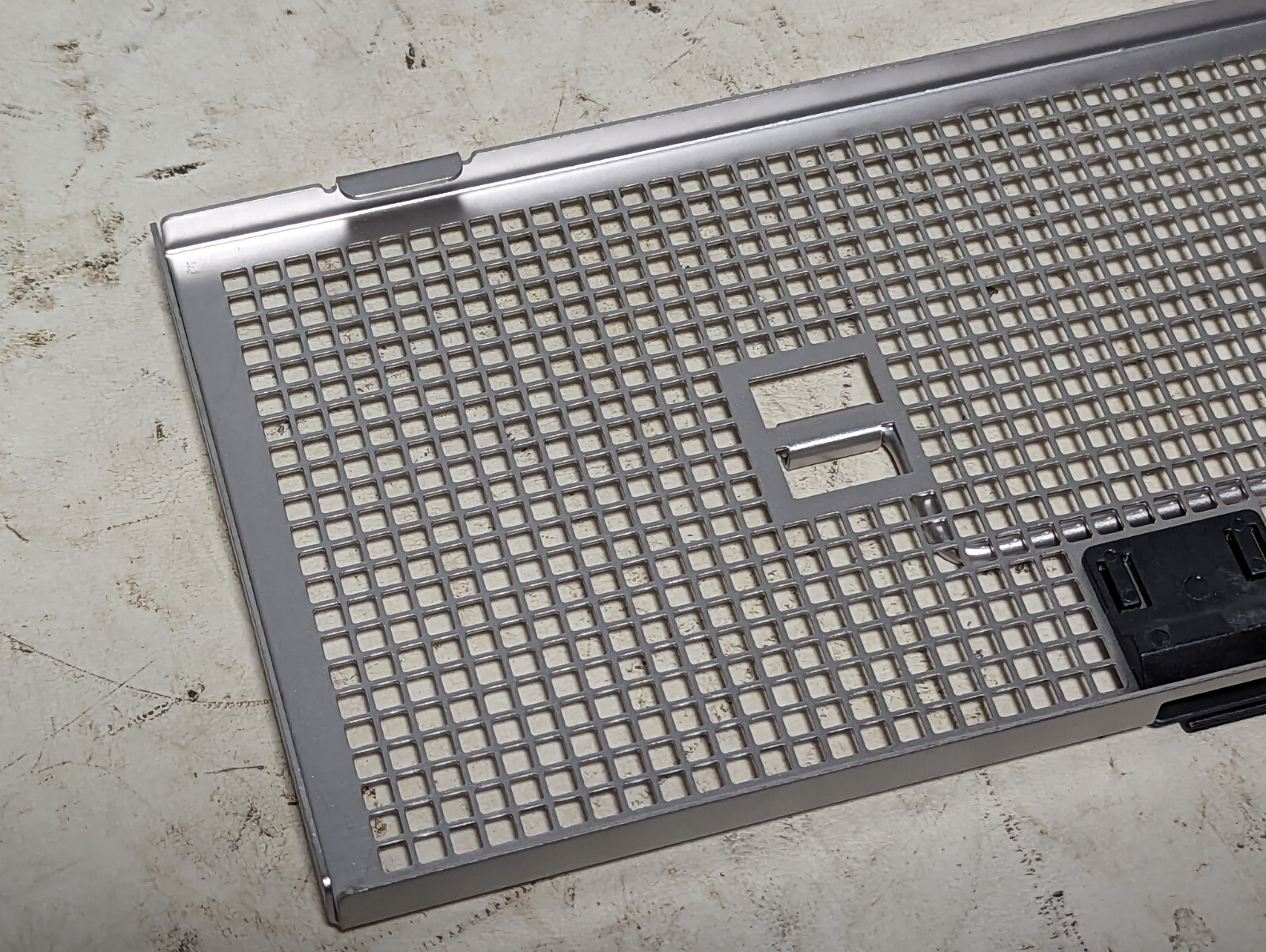 Aesculap JF159R mini-size perforated SterilContainer lid, 10.5″x5″x1″