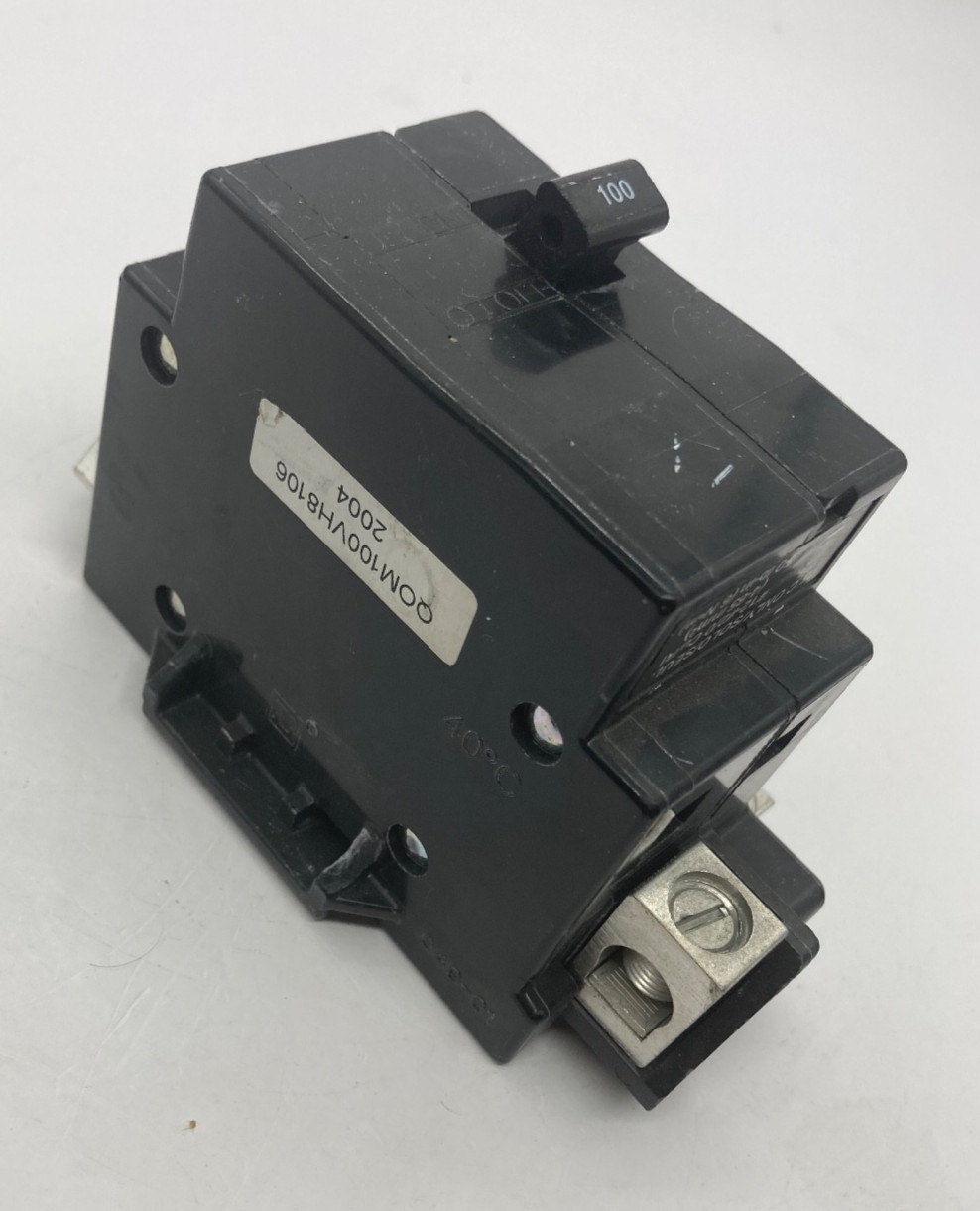 Square D QOM100VH8106 22kA 2Pole 100A 120/240V QOM1 Bolt On Main Circuit Breaker