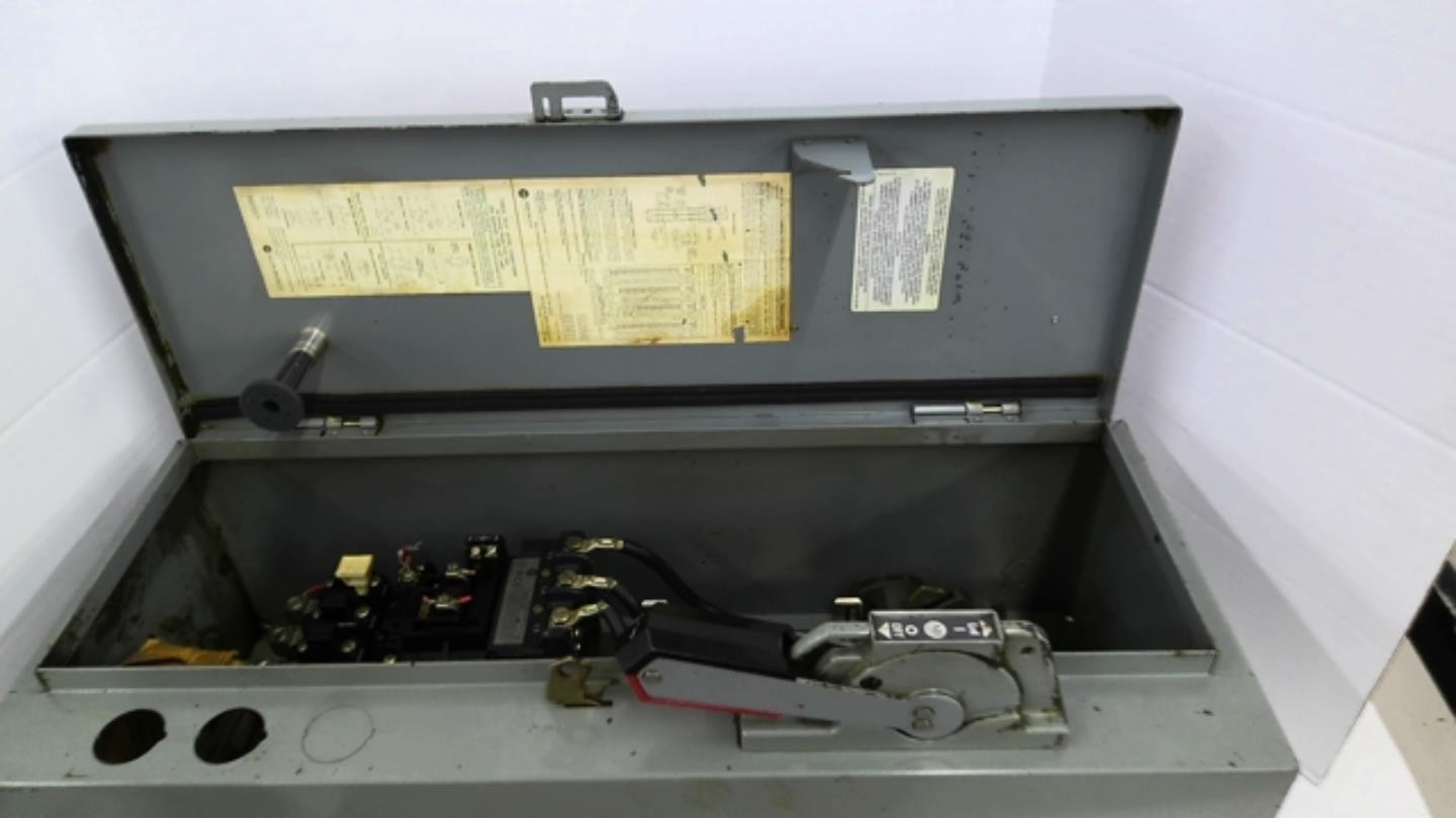 Allen Bradley 512-CAB-3-4R-6P-25R Combination Starter