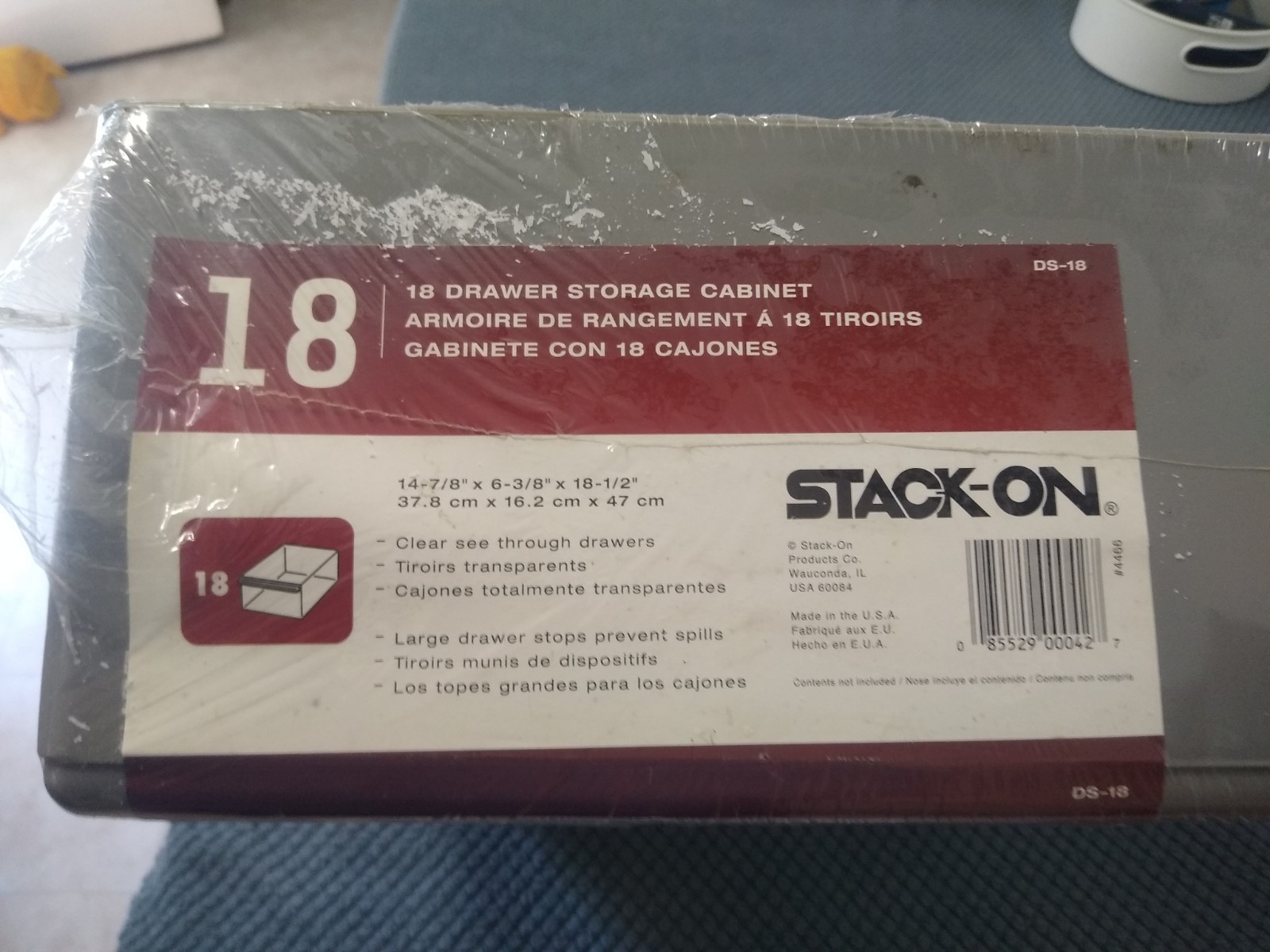 Stack-on 18 drawer plastic cabinet