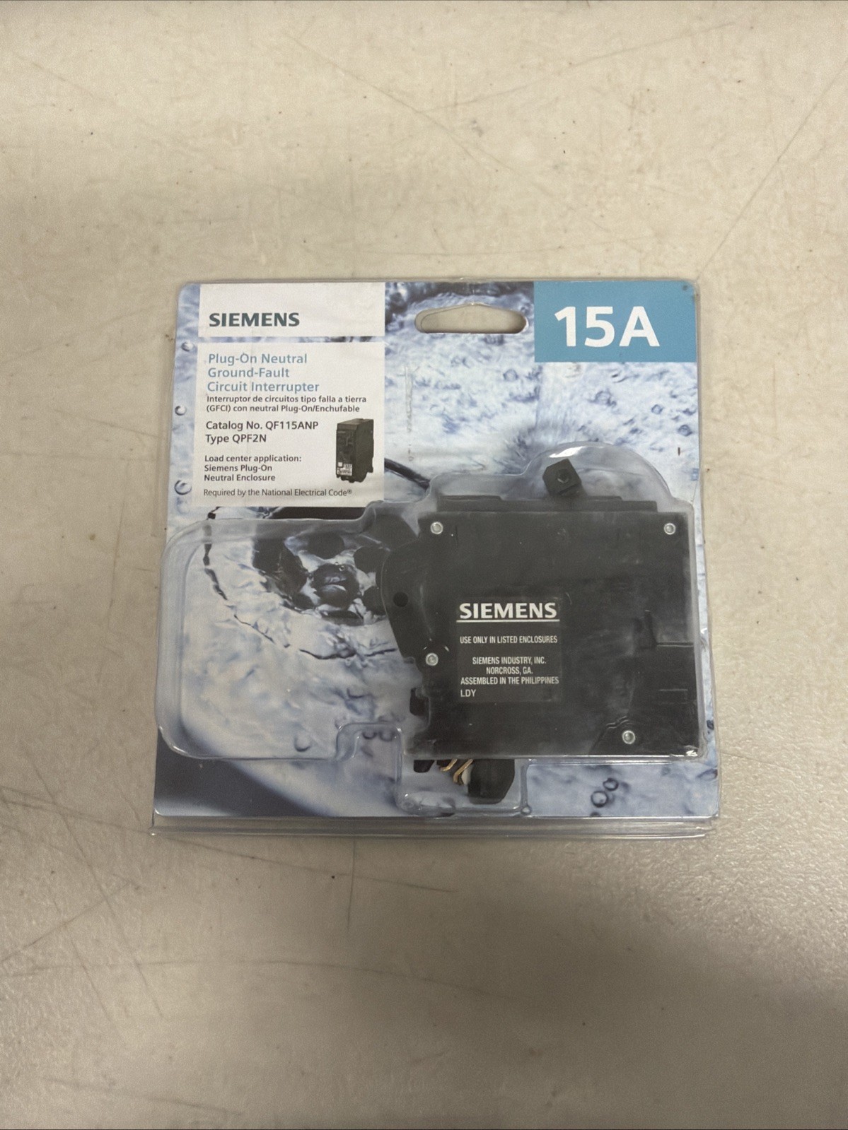 Siemens 1 Pole 15A Plug-In Circuit Breaker – Black (QA115AFCN) #6701