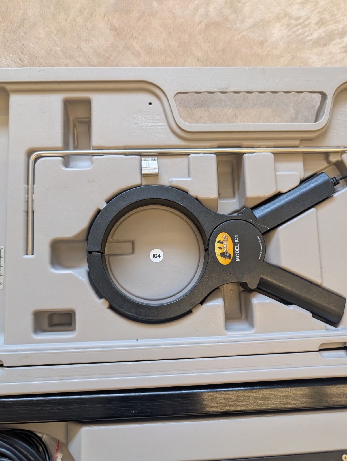 Armada Technologies Pro871C Cable Locator Kit Receiver/Transmitter Hard Case