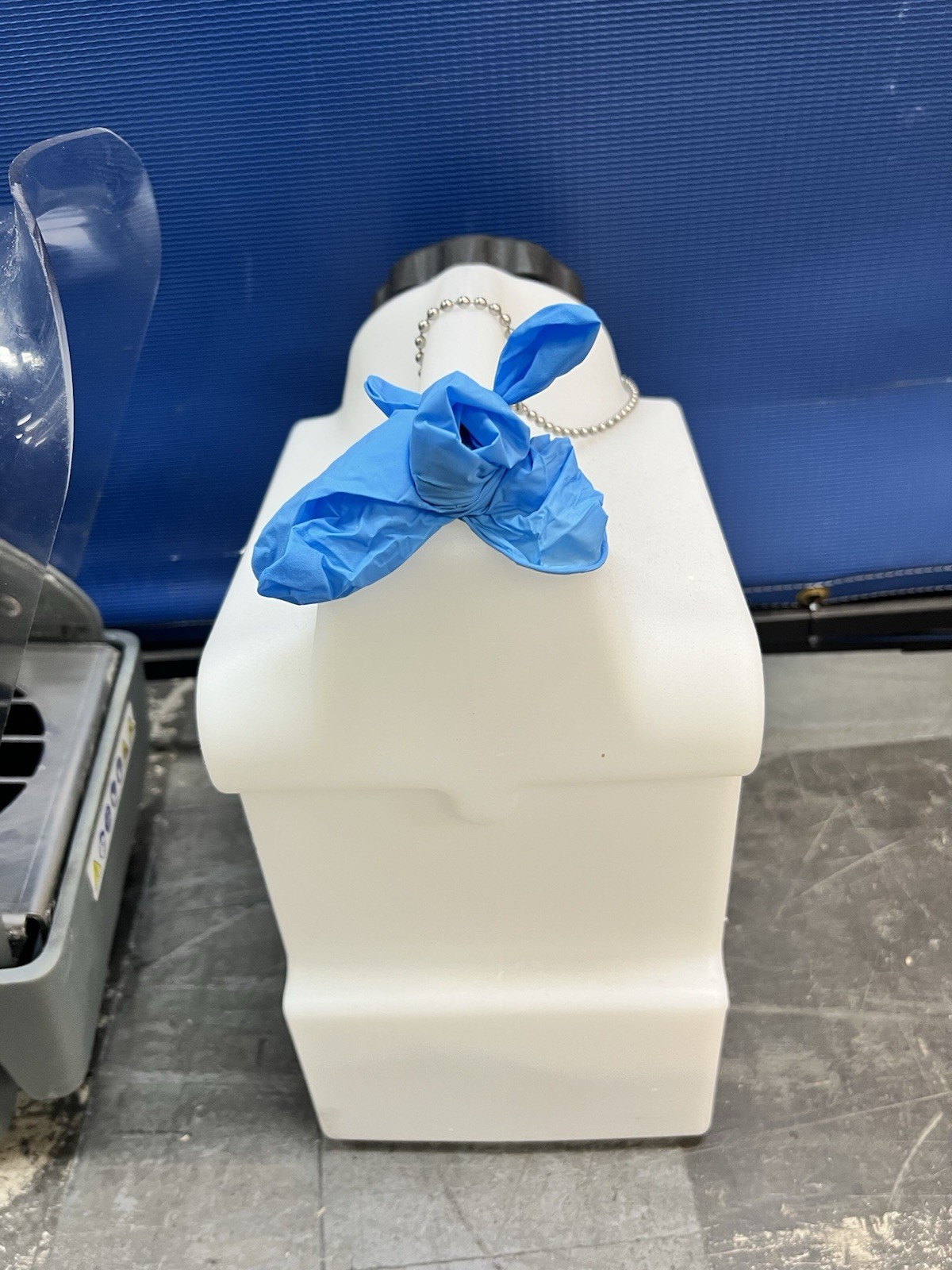Diversey HACCP Smart Step Footwear Sanitizing System