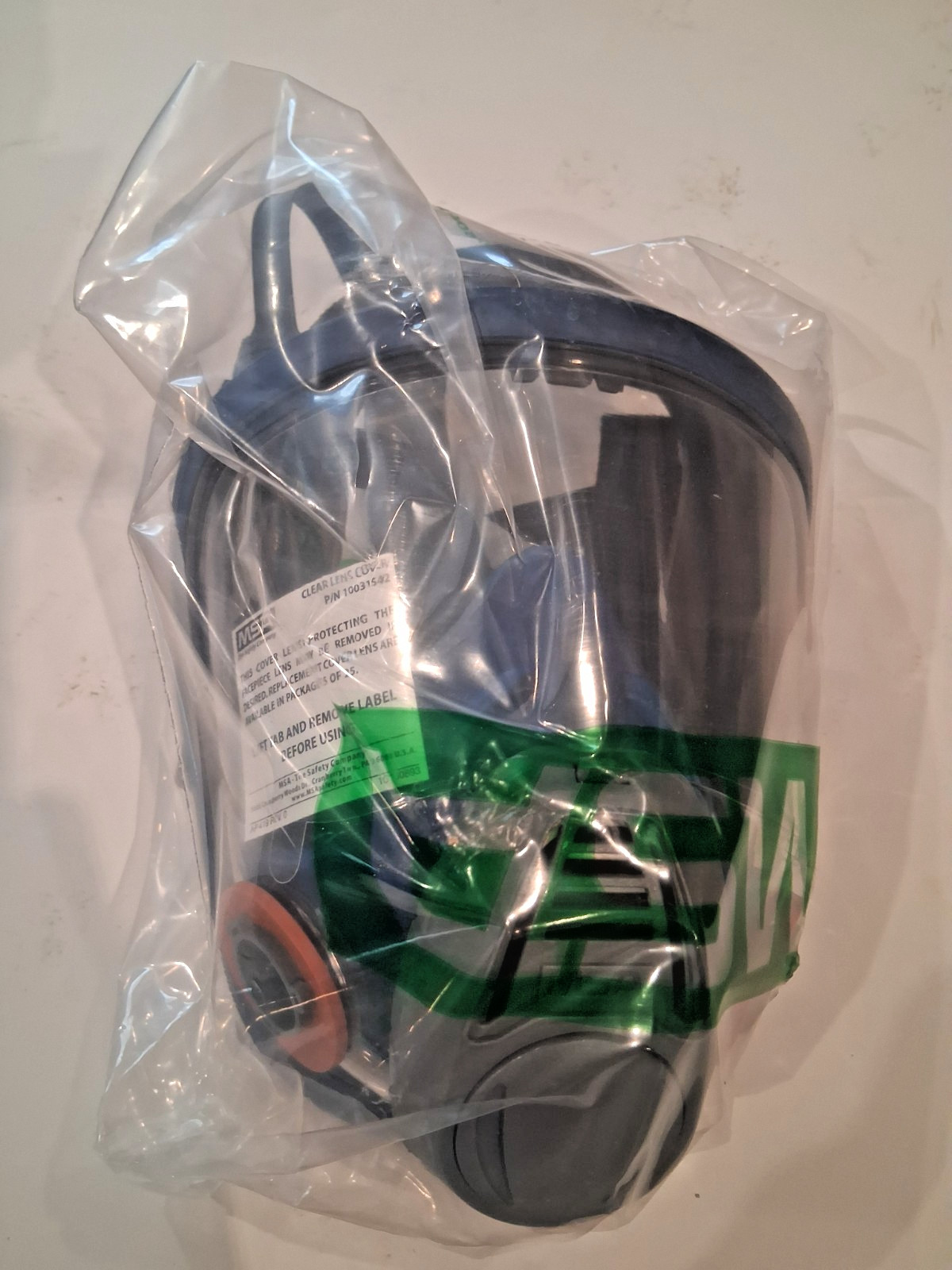 ADVANTAGE Large 3000 Model 3200 TWIN-PORT Full Face Respirator