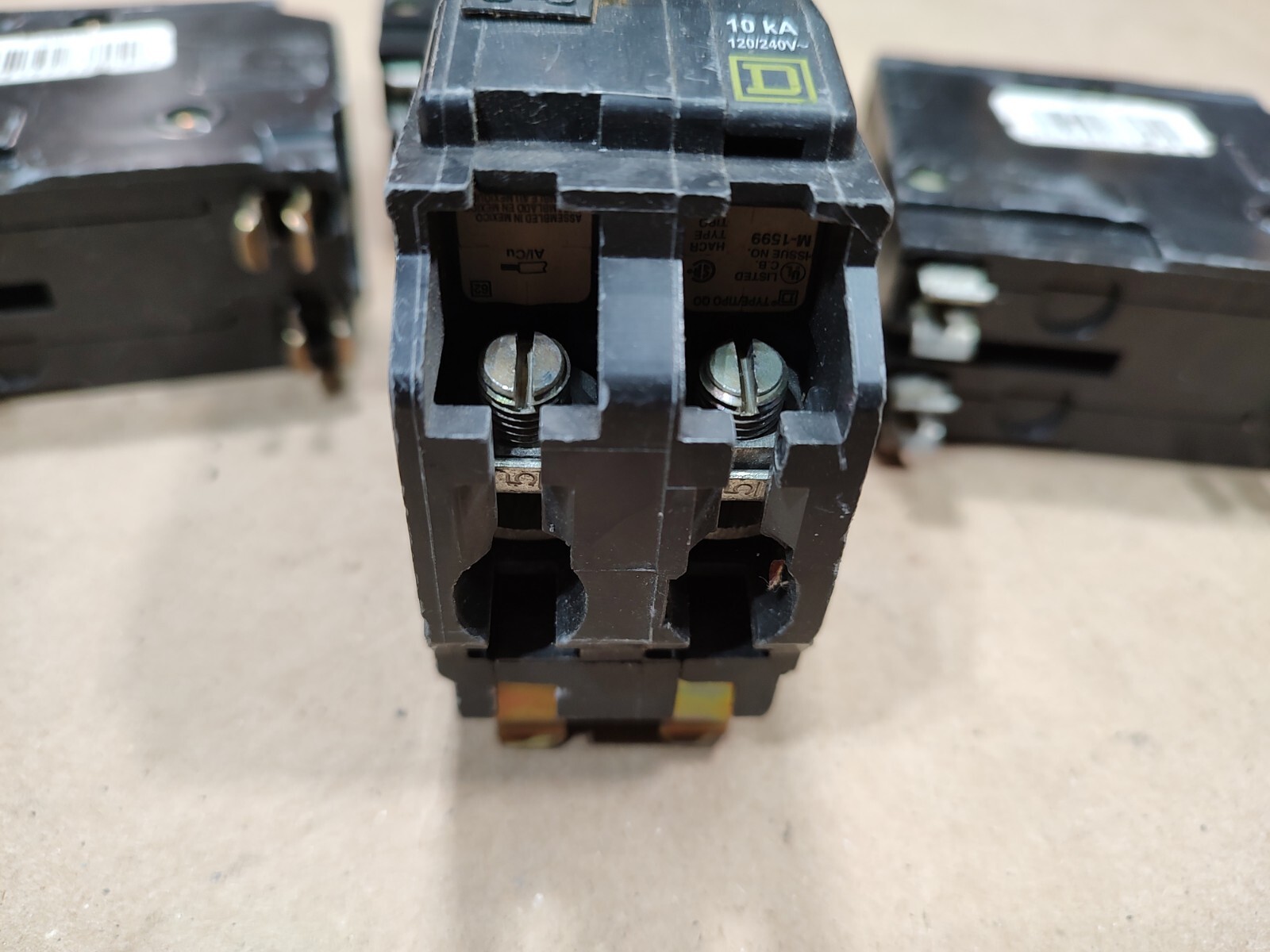 4-PACK – 40 Amp Square D 2 Pole 40A HACR Type QO240 Al/Cu Type QO 240V Breaker