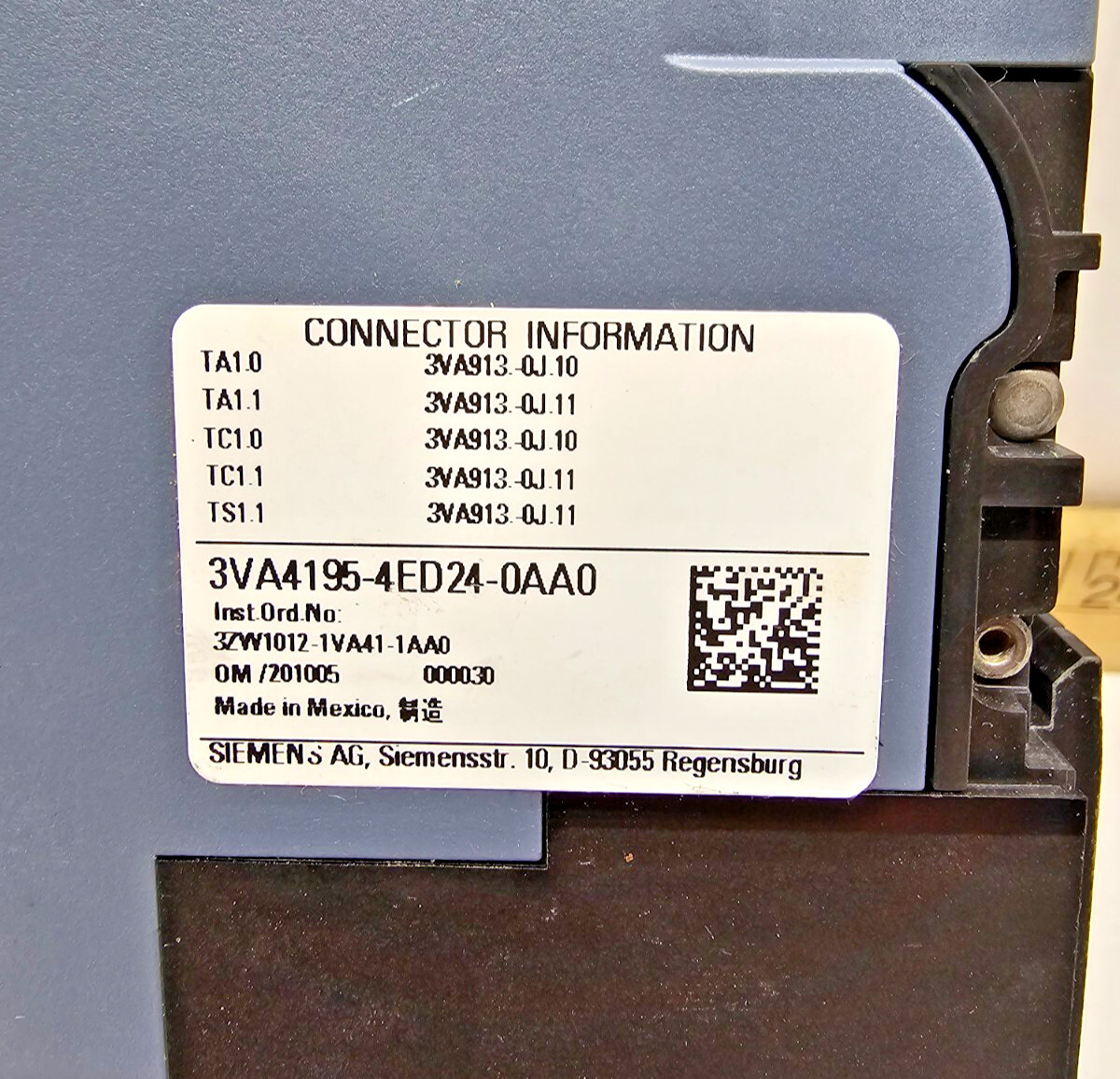 New Siemens 15 Amp Bolt-On Circuit Breaker 480 VAC 2 Pole 3VA4195-4ED24-0AA0