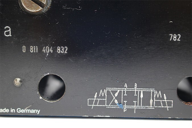REXROTH/BOSCH 0 811 404 832 Directional Valve