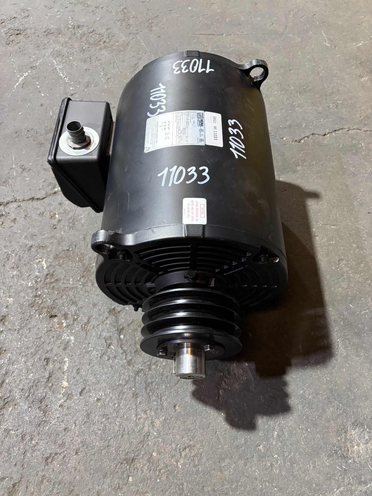 WEG / 01518OT3P254T-S / HP 15.0 / 200V / PH 3 / 254/6T / Electric Motor