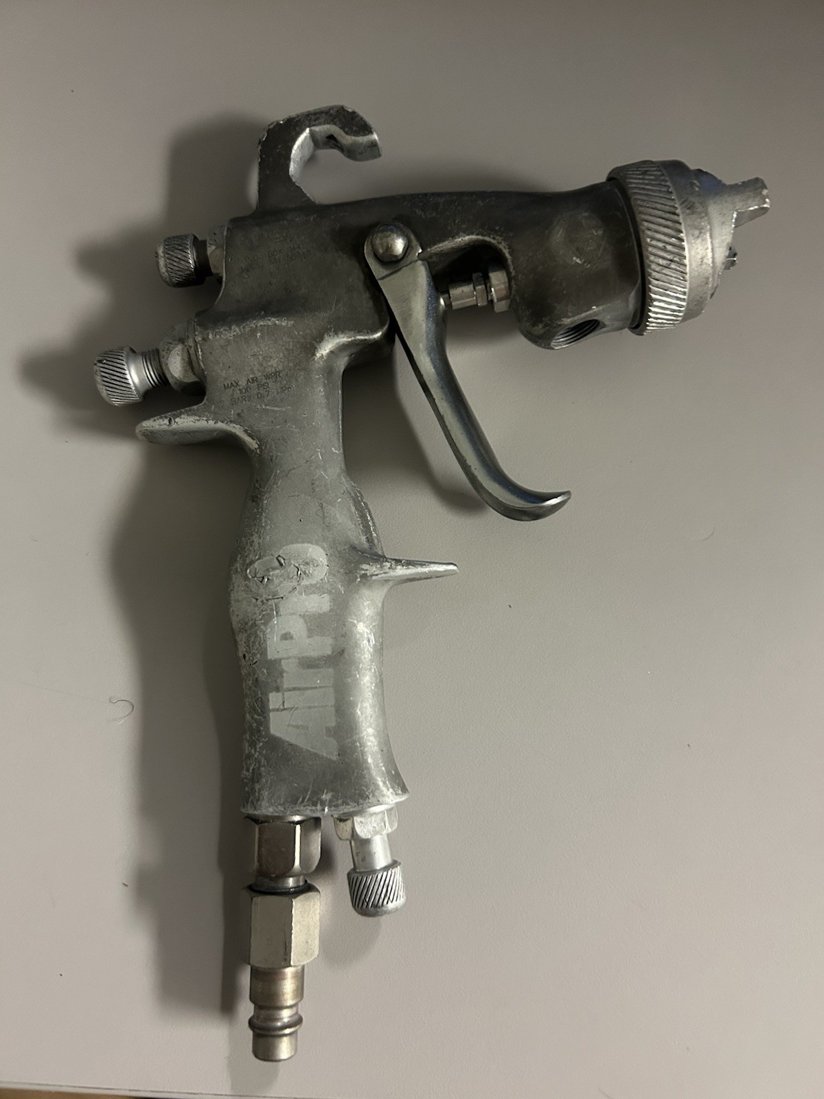 Graco AirPro Compliant Professional Gravity Feed Spray Gun – TOOL ONLY
