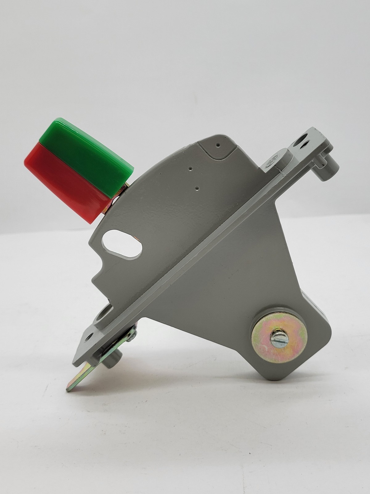 General Electric THMS31 Disconnect Switch Assembly QMR MOD 2 3P Fusible