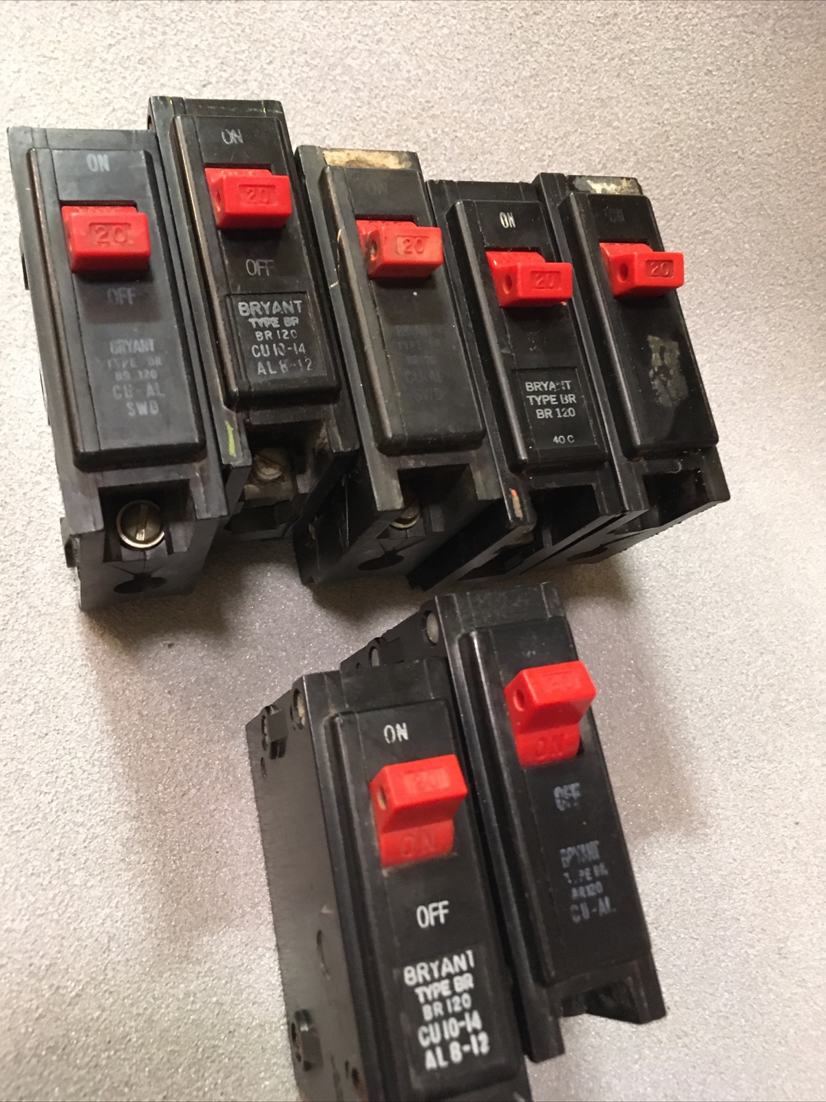 BRYANT WESTINGHOUSE BR120 C120 1 Pole 20 Amp Circuit Breaker – Red Handle