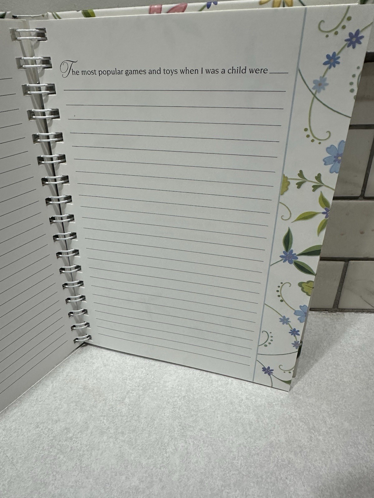 Grandmother’s Journal Book by Hallmark Memories Thoughts & Dreams- New