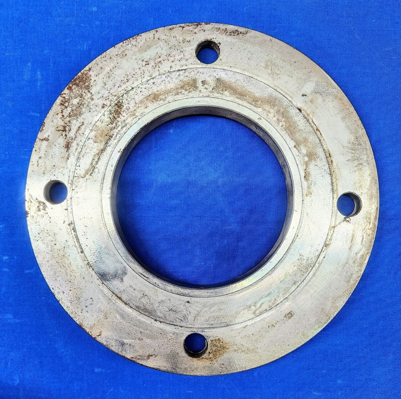 WELD-ON FLANGE 3.5 IN. PIPE SIZE 4-HOLE 4.75 IN. SHOULDER DIAM 8 IN. DIAM