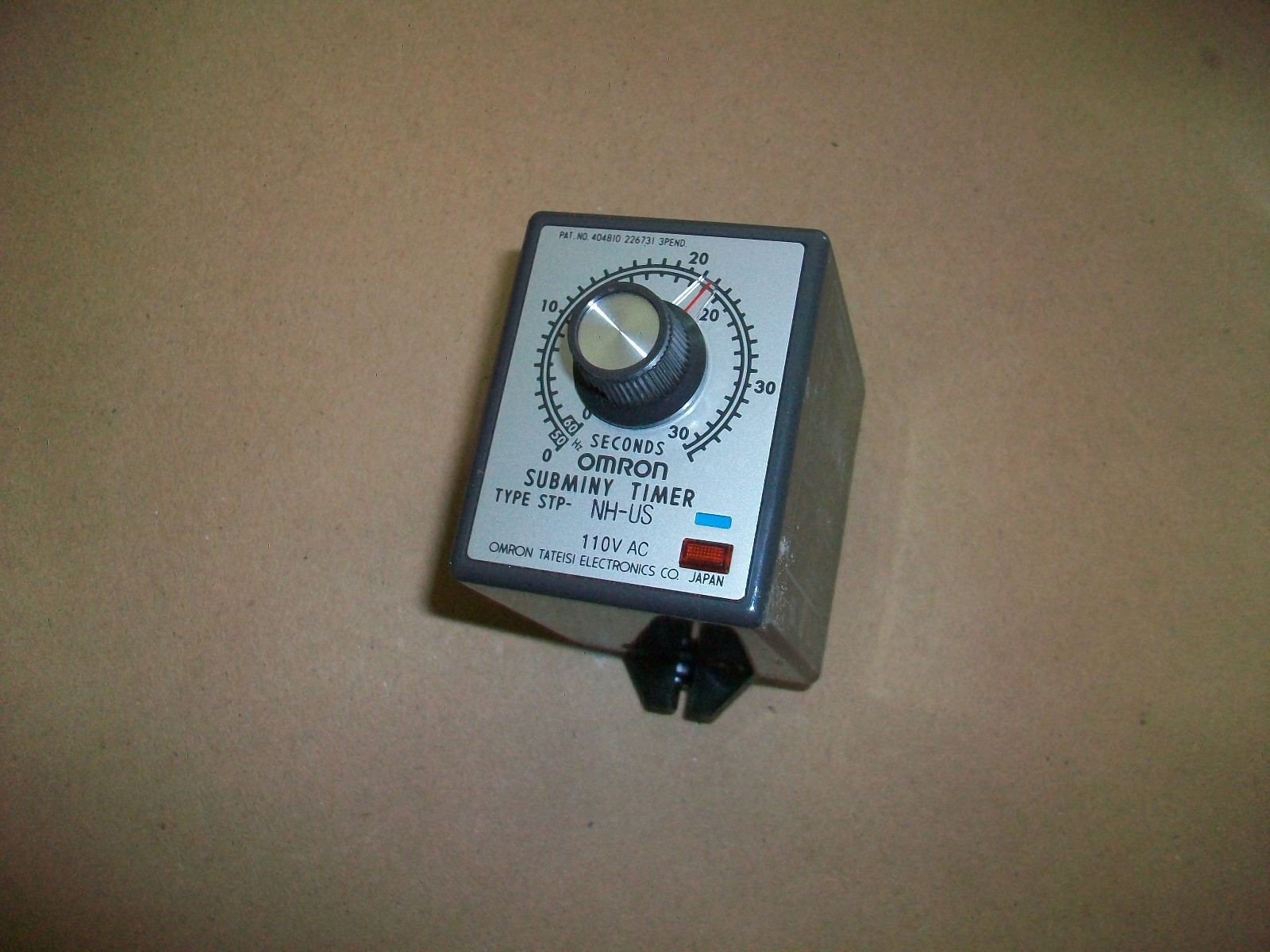 Omron Subminy Timer STP-NH-US 0-30 minutes 110vac source