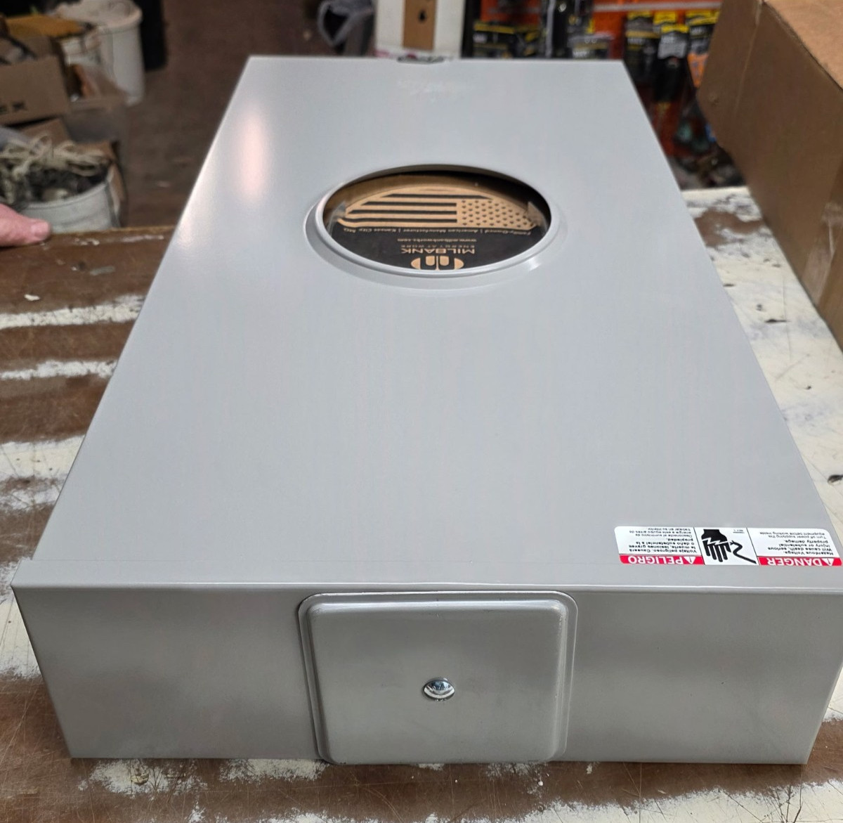 MILBANK U4738-X-2/K3-AE RINGLESS METER SOCKET 320 AMP 4-JAW NEW IN BOX