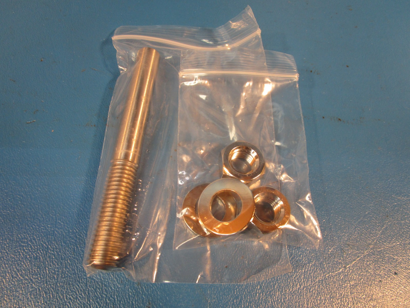 Keyence OP-88024, Adjustable Bracket Mounting Screw 105mm