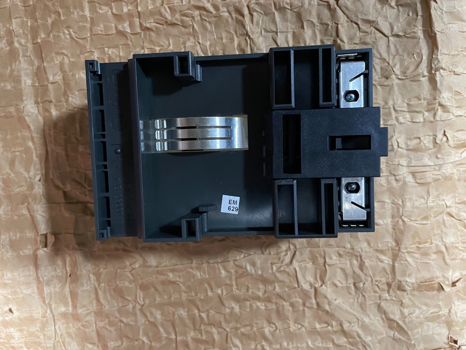 one Siemens 6ES7 972-0AB01-0XA0 Repeater Used