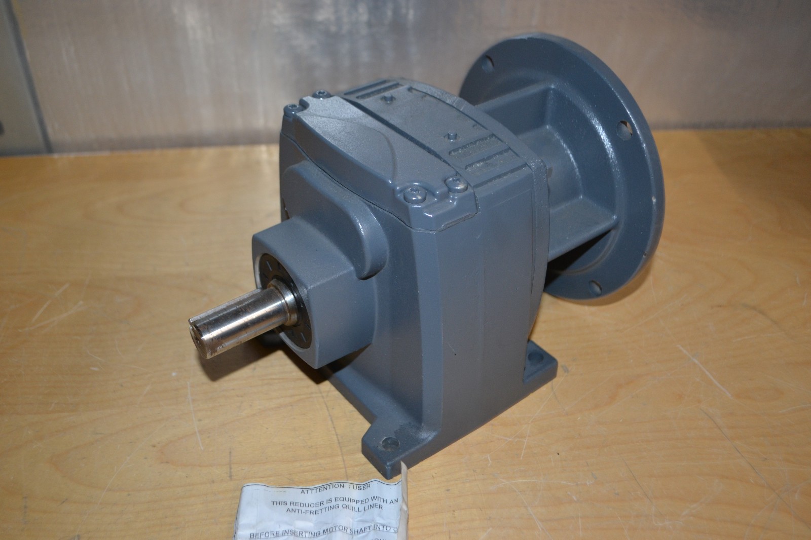 Boston Gear 28169 F612C-8-B5 Speed Reducer 8:1 Ratio 1750 RPM 2.69 IN HP 762 LB