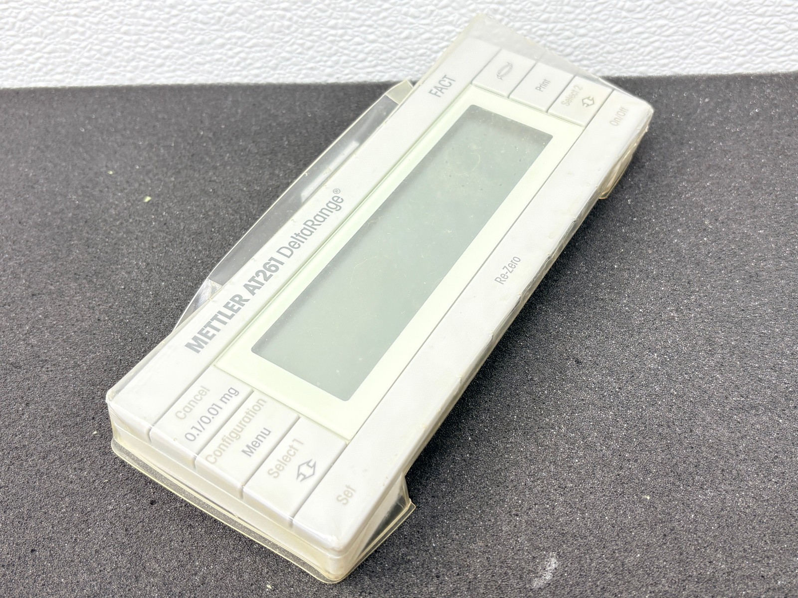 PRE OWNED | Mettler Toledo AT261 DeltaRange Analytical Balance Display Module