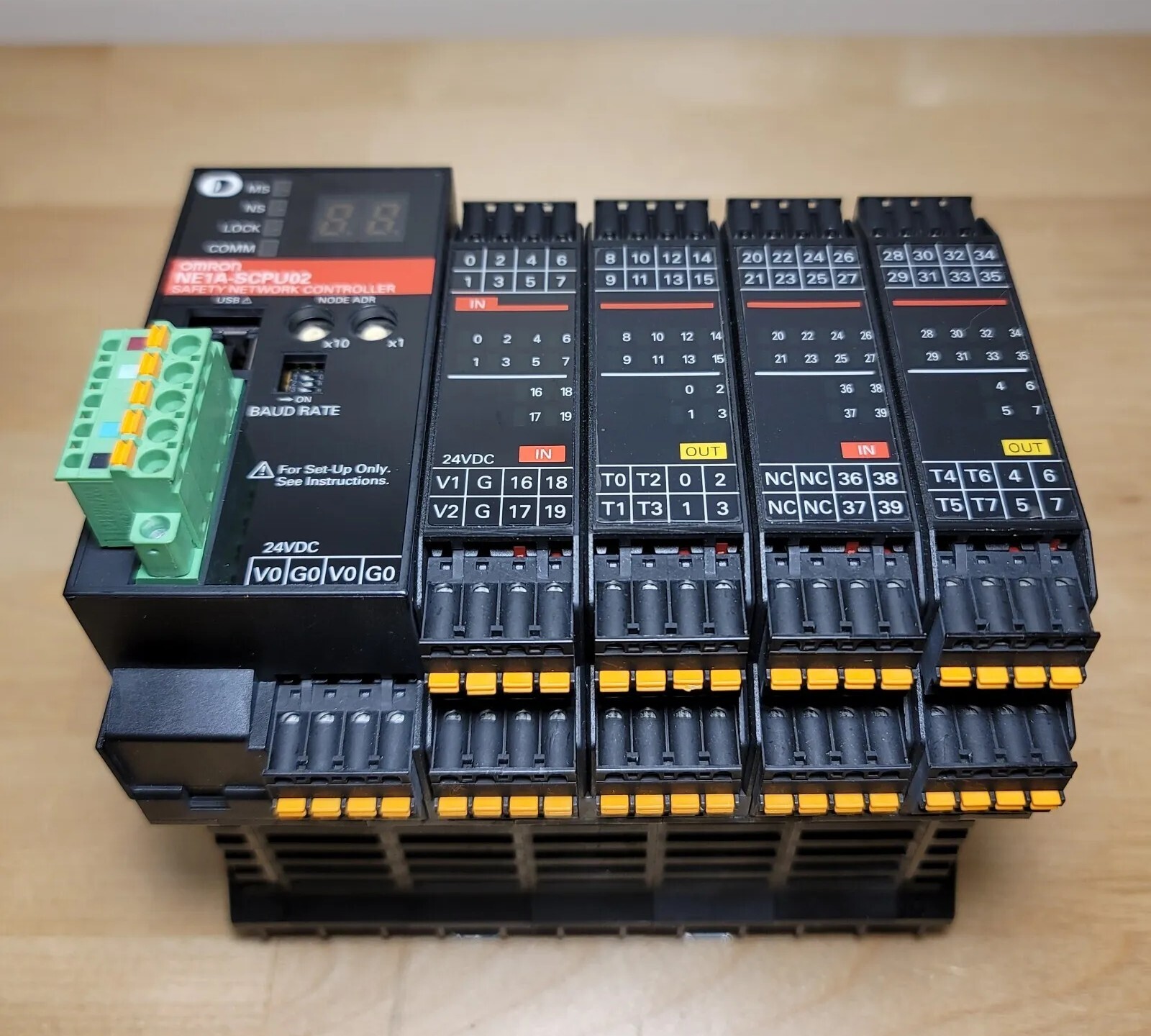 Omron NE1A-SCPU02 Safety Network Controller 24VDC 40 Inputs 8 Outputs