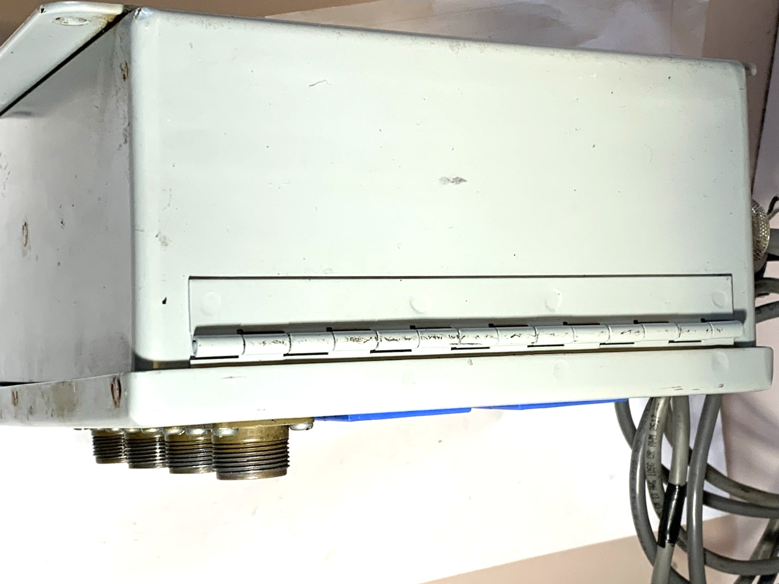 Hoffman Enclosure A-808CH, A-GLK2, 24226-001, Amphenol I4S-2SF, RdF 92-5-0102 *
