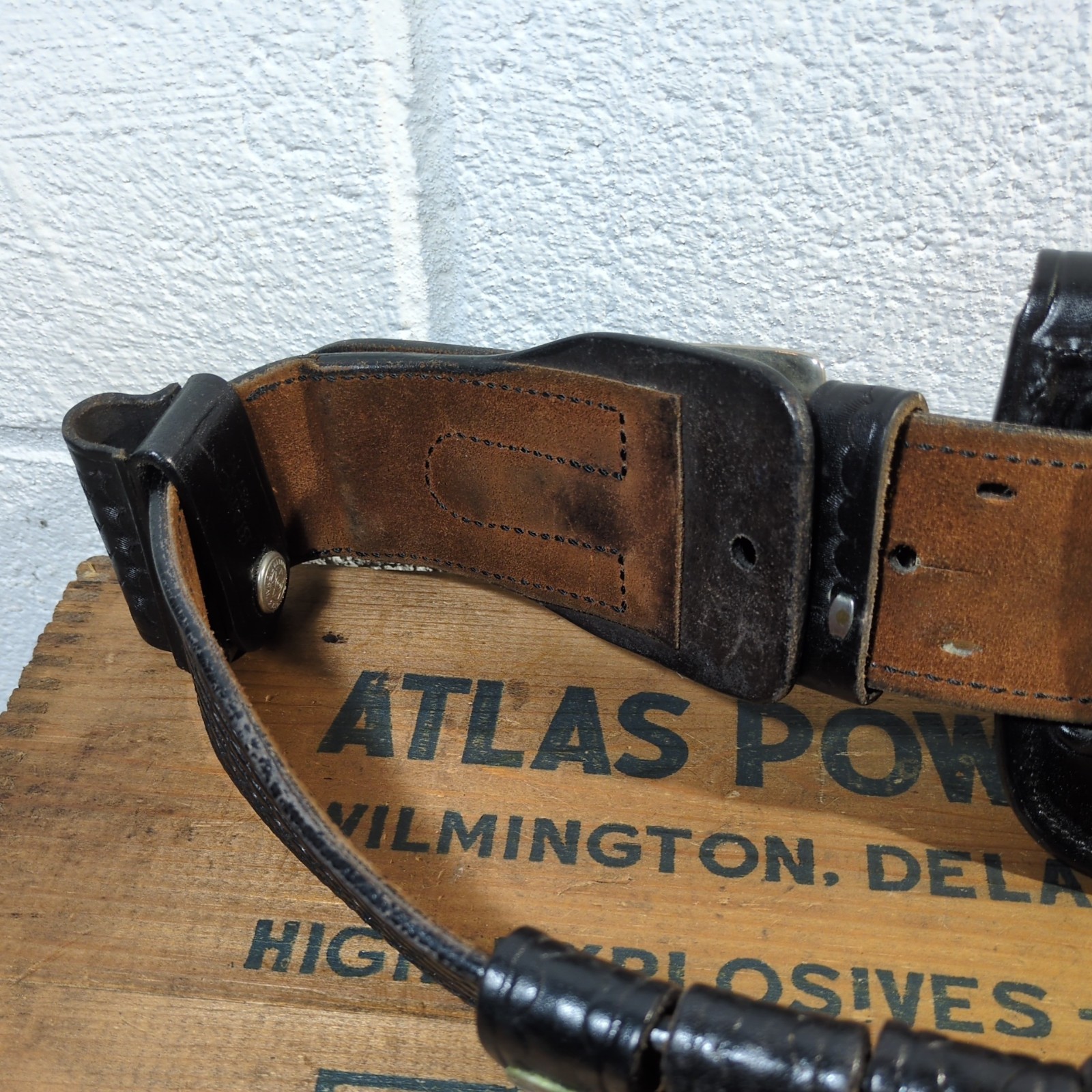 Vintage Bianchi USA Black Leather Gun Belt Duty #B2 Size 32”, With Accessories