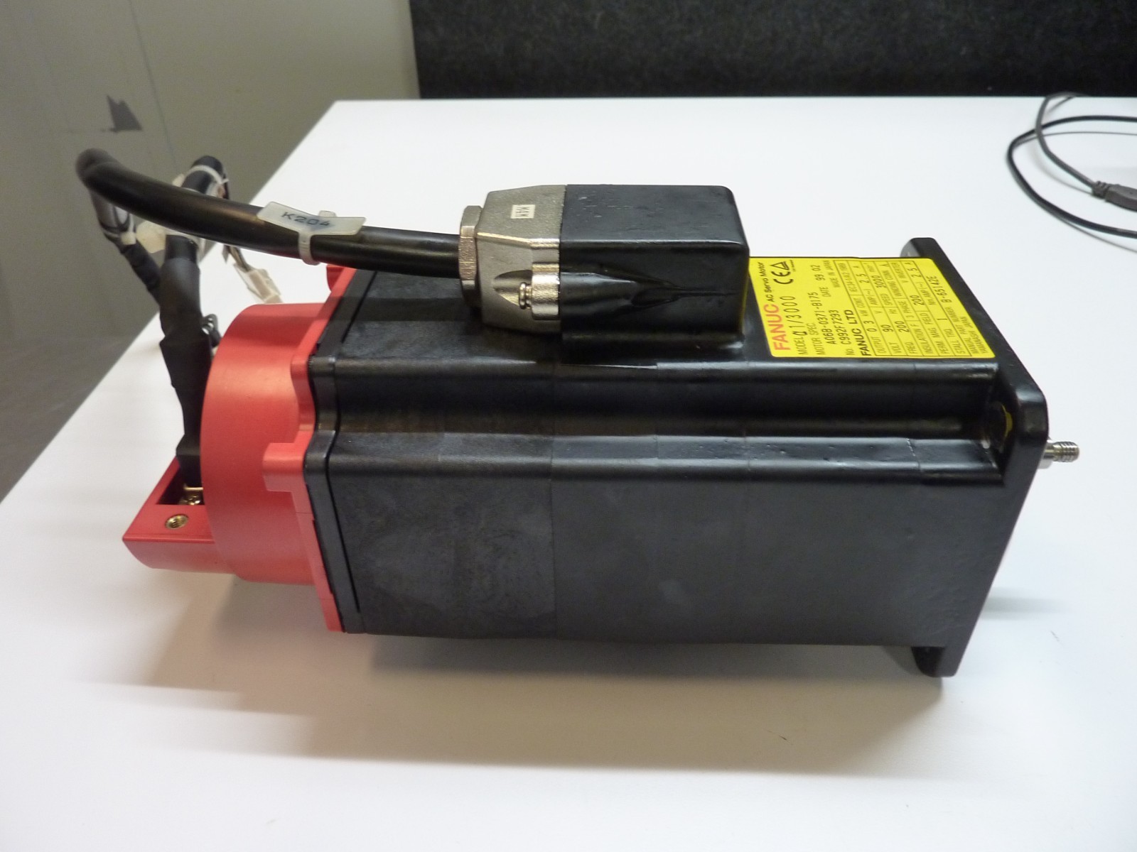 Fanuc a1/3000 A06B-0371-B175 AC Servo Motor 0.3kW 90V 2.5A 3000RPM (32078)