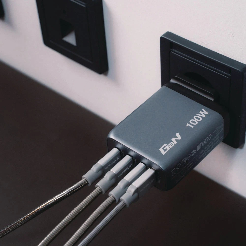 Verbatim 32203 140 W 4-Port GaN Wall Charger – Black/Gray New