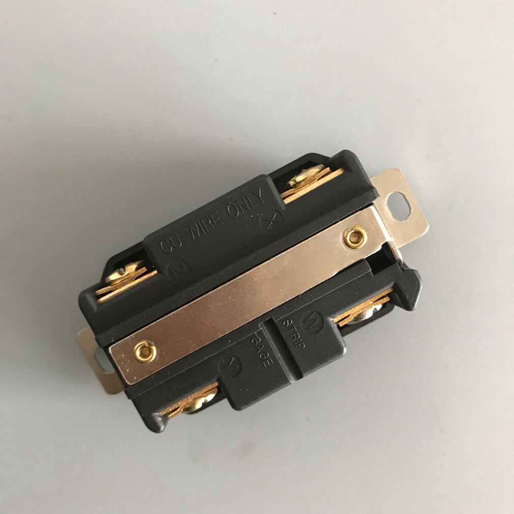 L15-30 Connector – NEMA L15-30R Locking Connector, Rated for 30A/250V IBX-L1530R