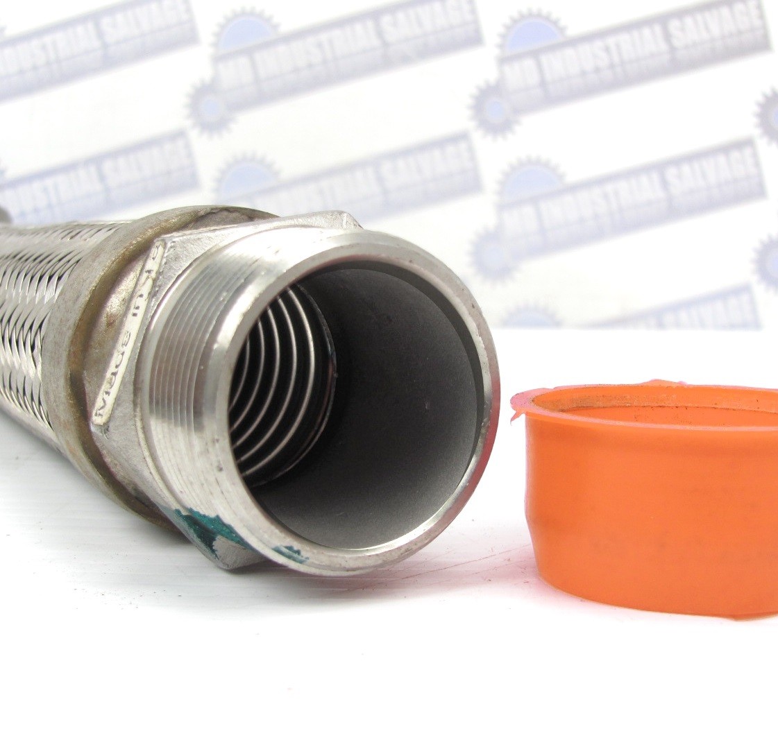 3/4 in x 19 in BRAIDED STAINLESS STEEL HOSE 24in Overall 3/4 in NPT x 3/4 in NPT
