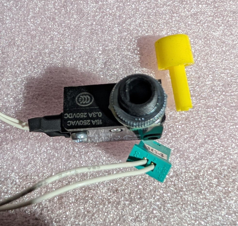 Omron Push Micro Switch VAQ V-15-1A5 2976H6 Beckman MU3236 – FAST SHIP! #S112