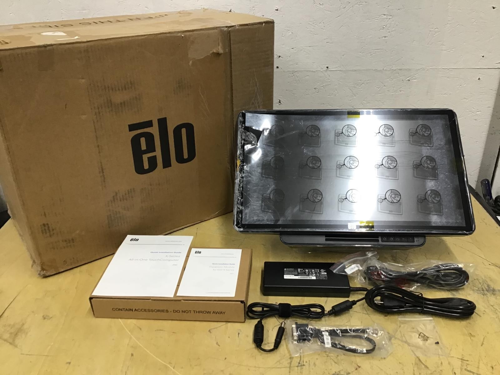 Elo X-Series 20″ AIO Touchscreen i5 8GB 128GB Windows POSReady 7 E416342 READ