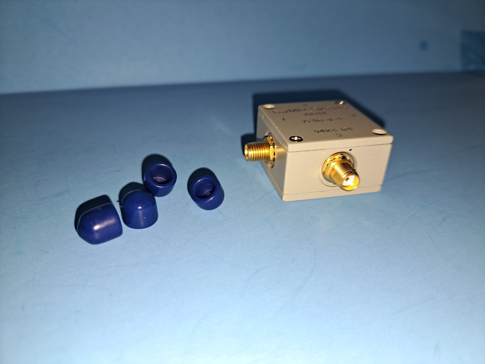 Mini-Circuits, ZFSC-3-4-S Power Splitter/Combiner 3 WAY 1 MHz ~1 GHz. Isolation.