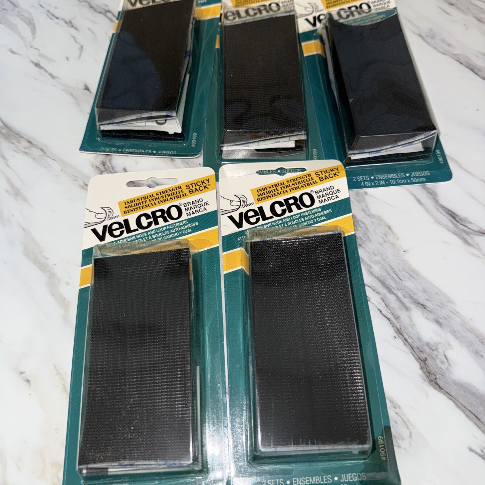 Velcro Industrial Strength Hook & Loop Fastener 4″ L x 2″ W Black 2pk Box Of 5
