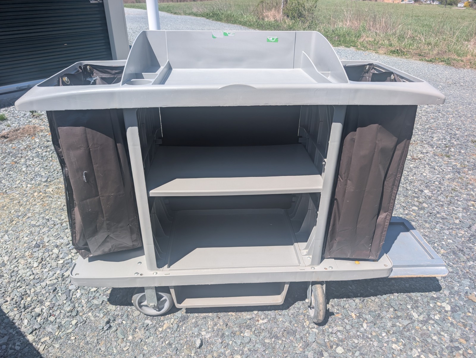 Rubbermaid Commercial Housekeeping Cart Hotel Motel Shop Cart