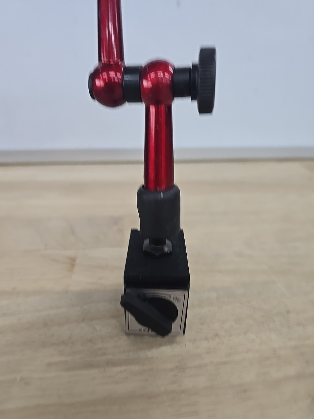 Red Adjustable Magnetic Base Holder for Digital Dial Indicator