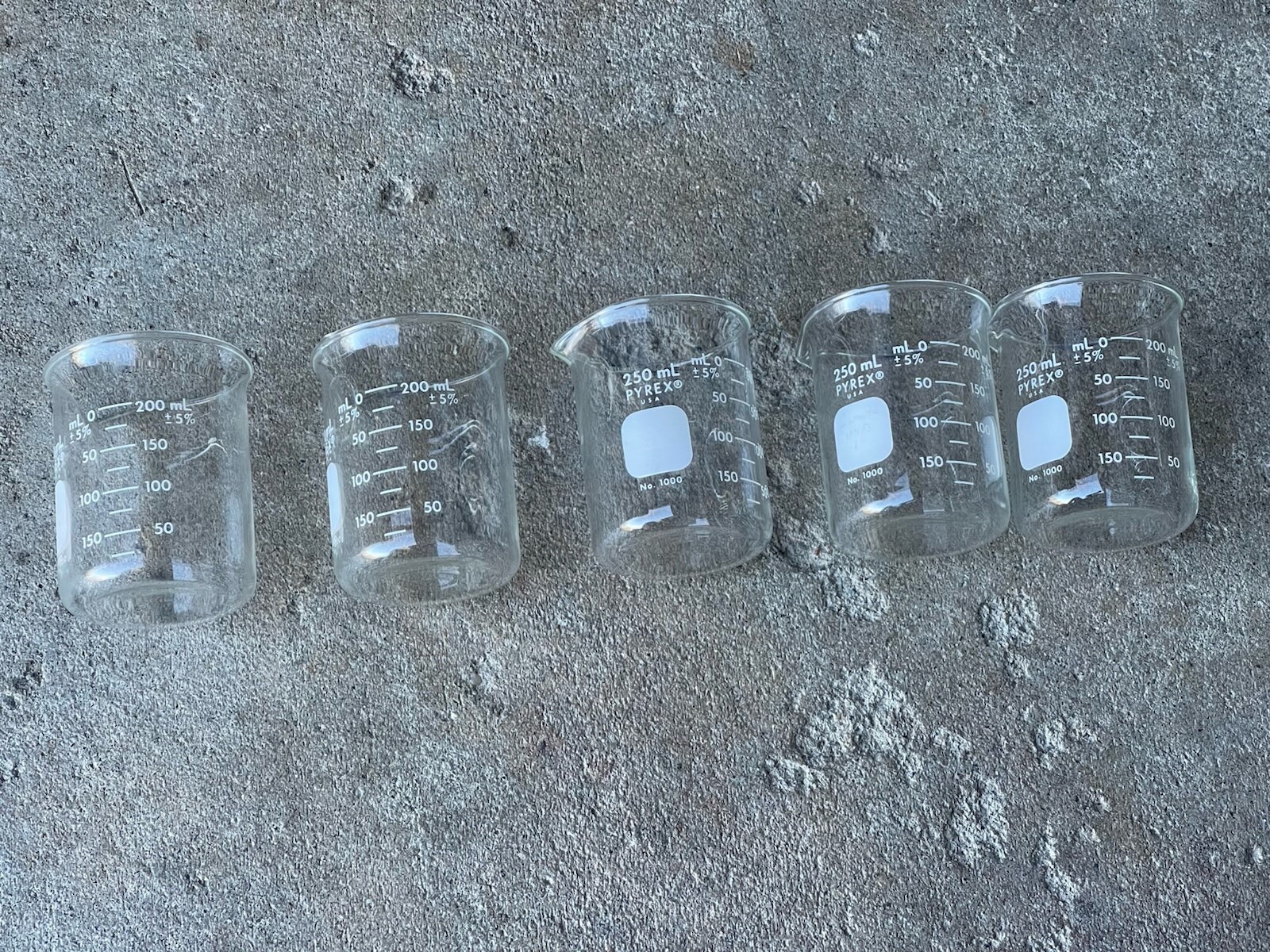 5Pc PYREX Griffin Low Form 250 mL Beaker Double Scale Graduated 1000 250 Corning