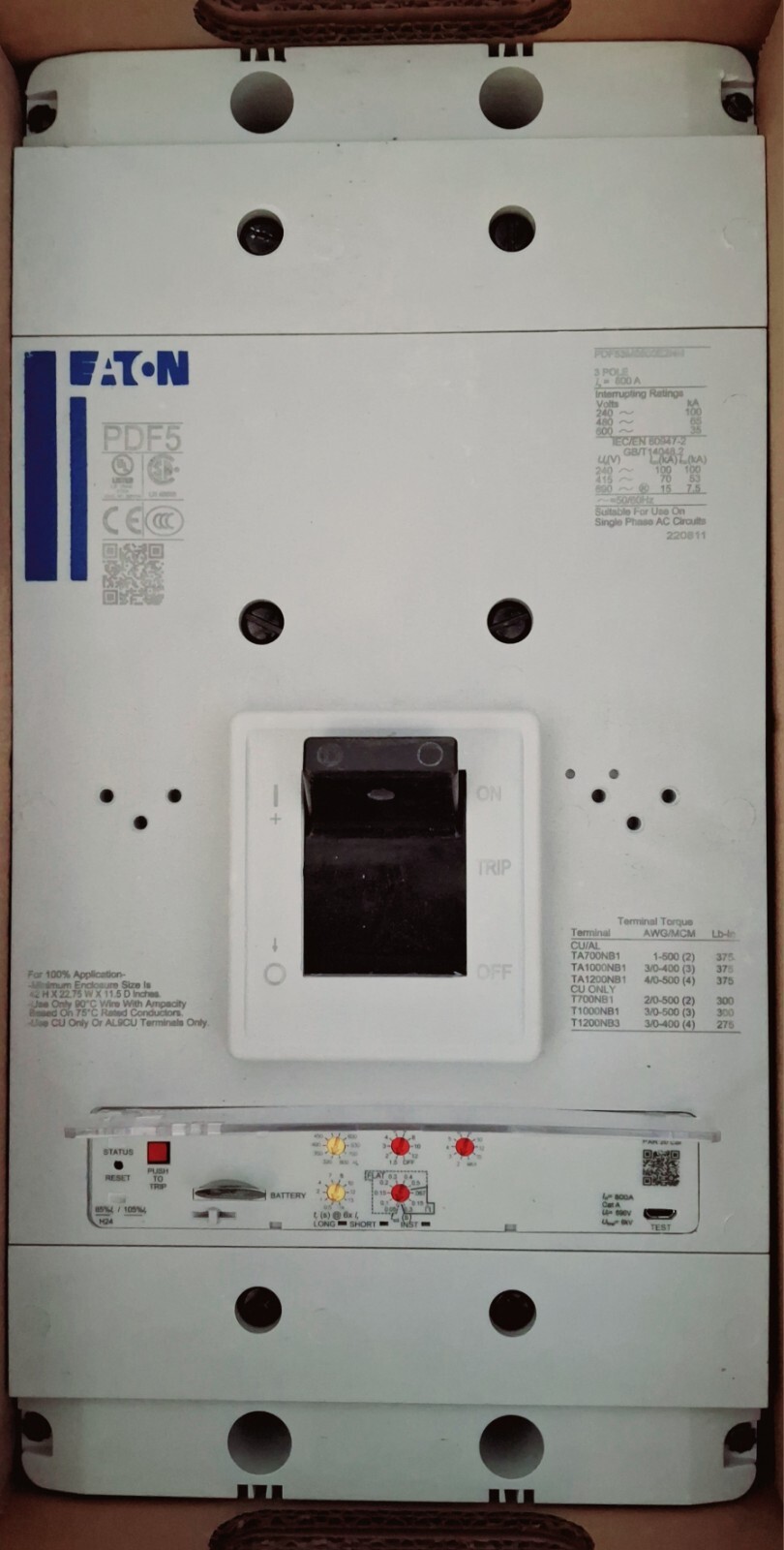 Eaton Power Defense molded case circuit breaker PDF53M0800E2NN