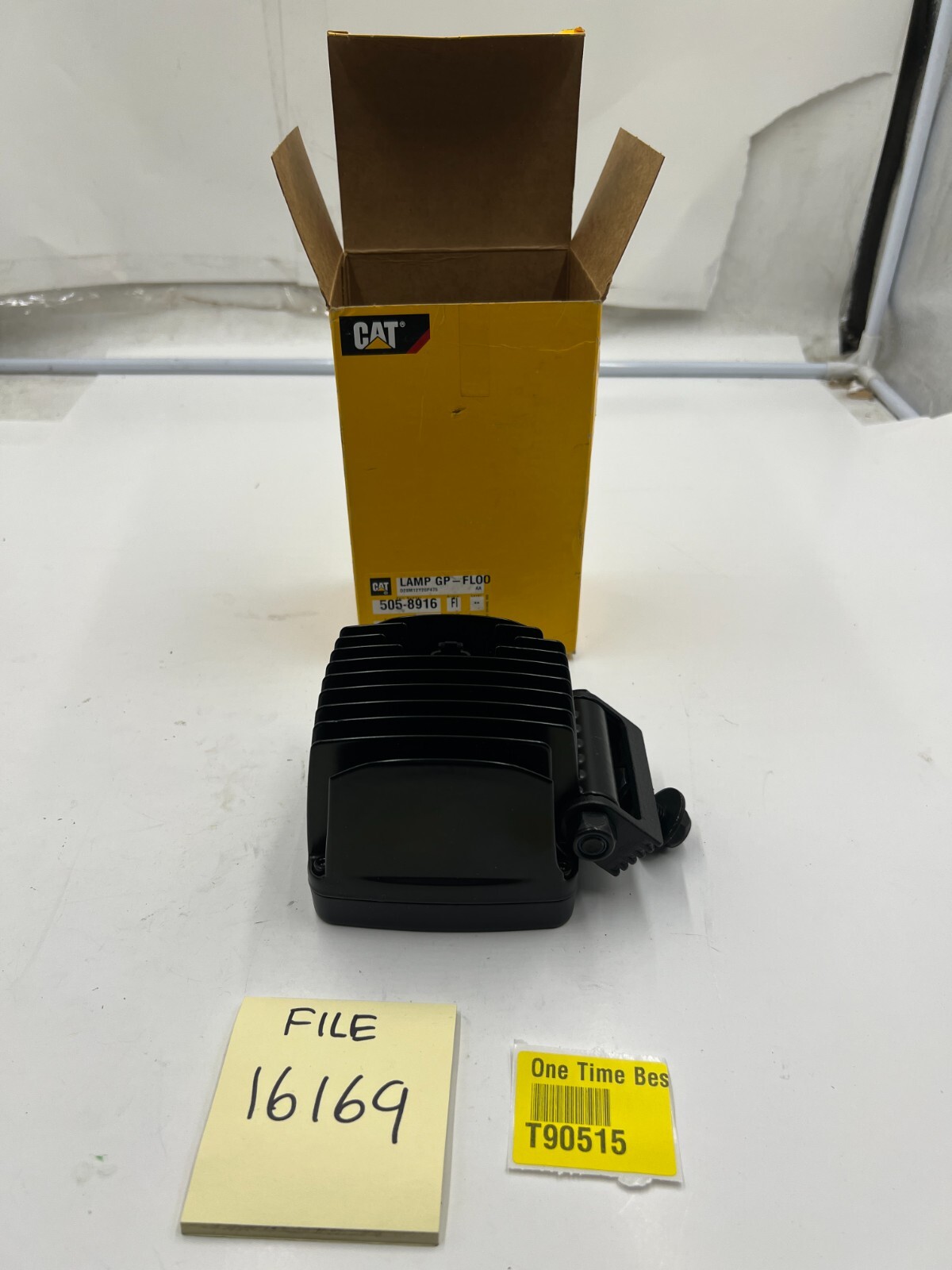 Caterpillar 505-8916 24Volt White LED Flood Lamp 2100 lumens 9-32V For Excavator